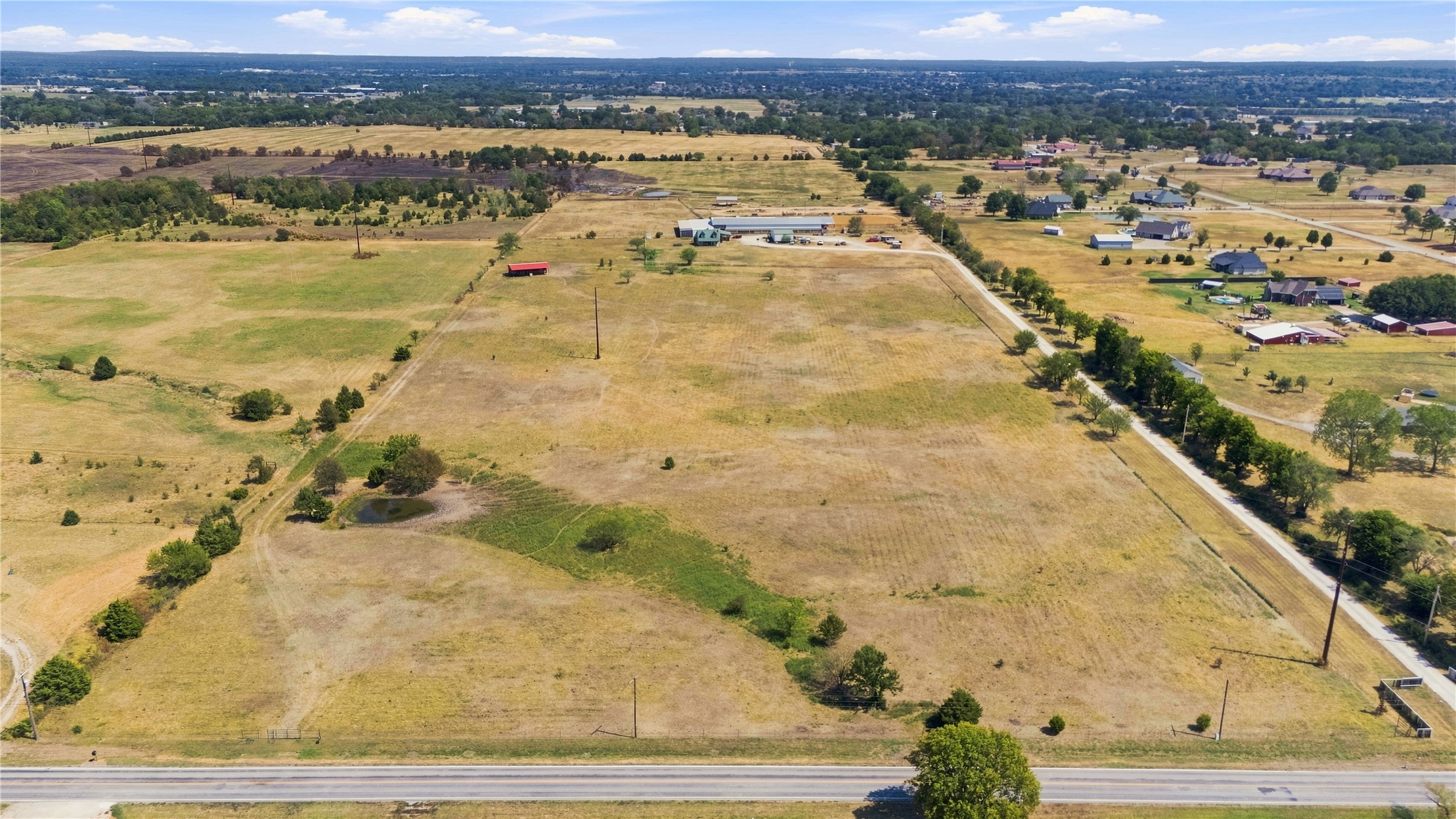 12183 Memorial Drive Property Photo 4