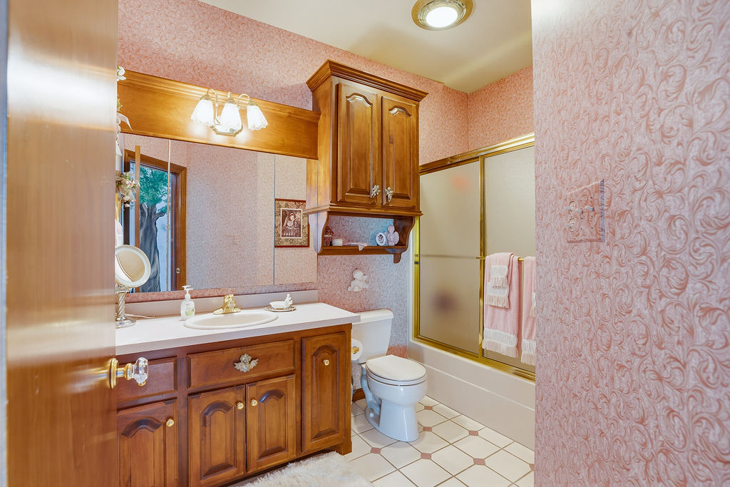 1009 Se County Road Property Photo 40