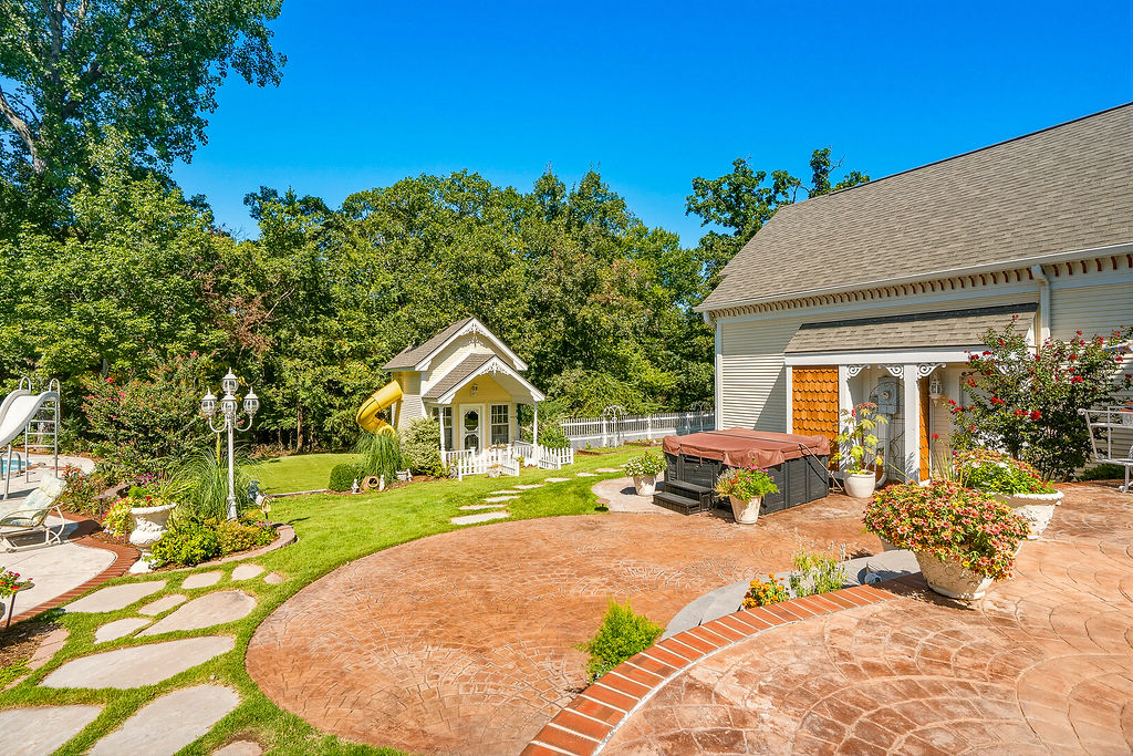 1009 Se County Road Property Photo 62