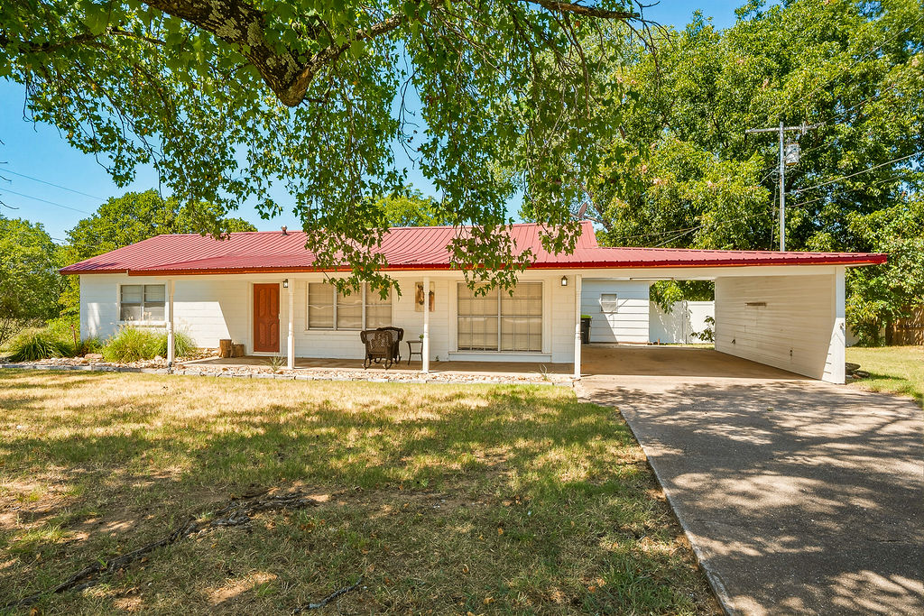 1009 Se County Road Property Photo 84