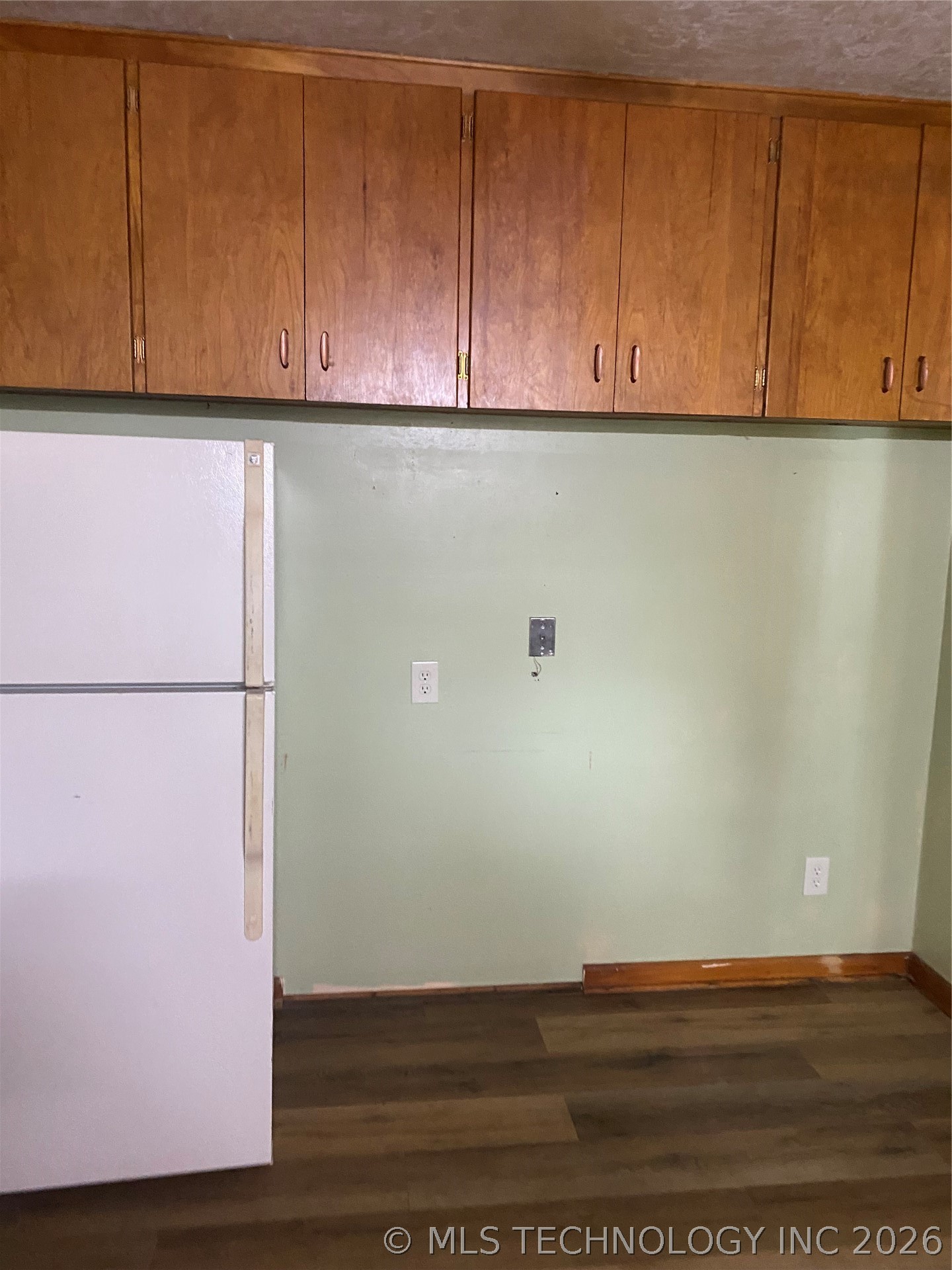 346 W 8th Street Property Photo 14