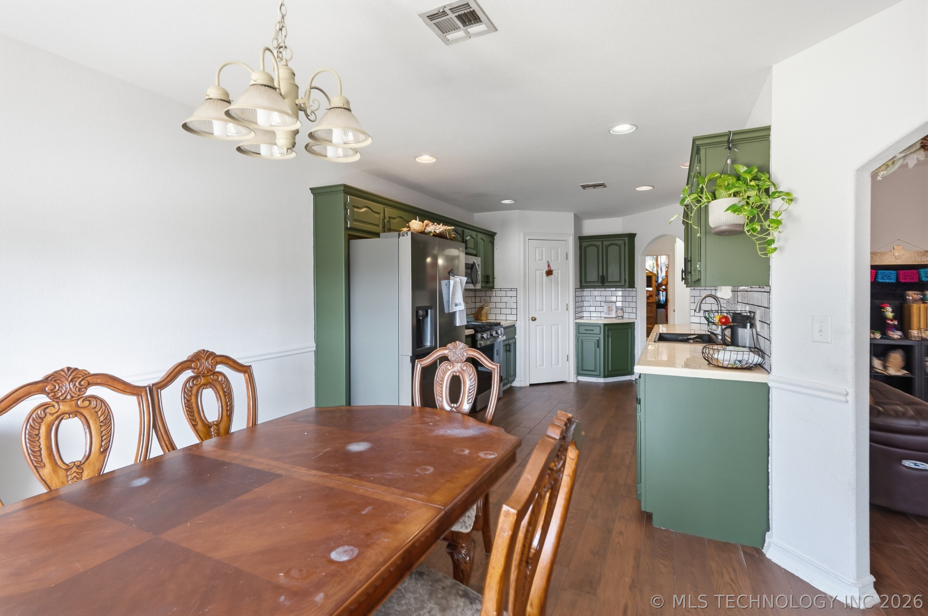 8140 E Silverado Road Property Photo 8