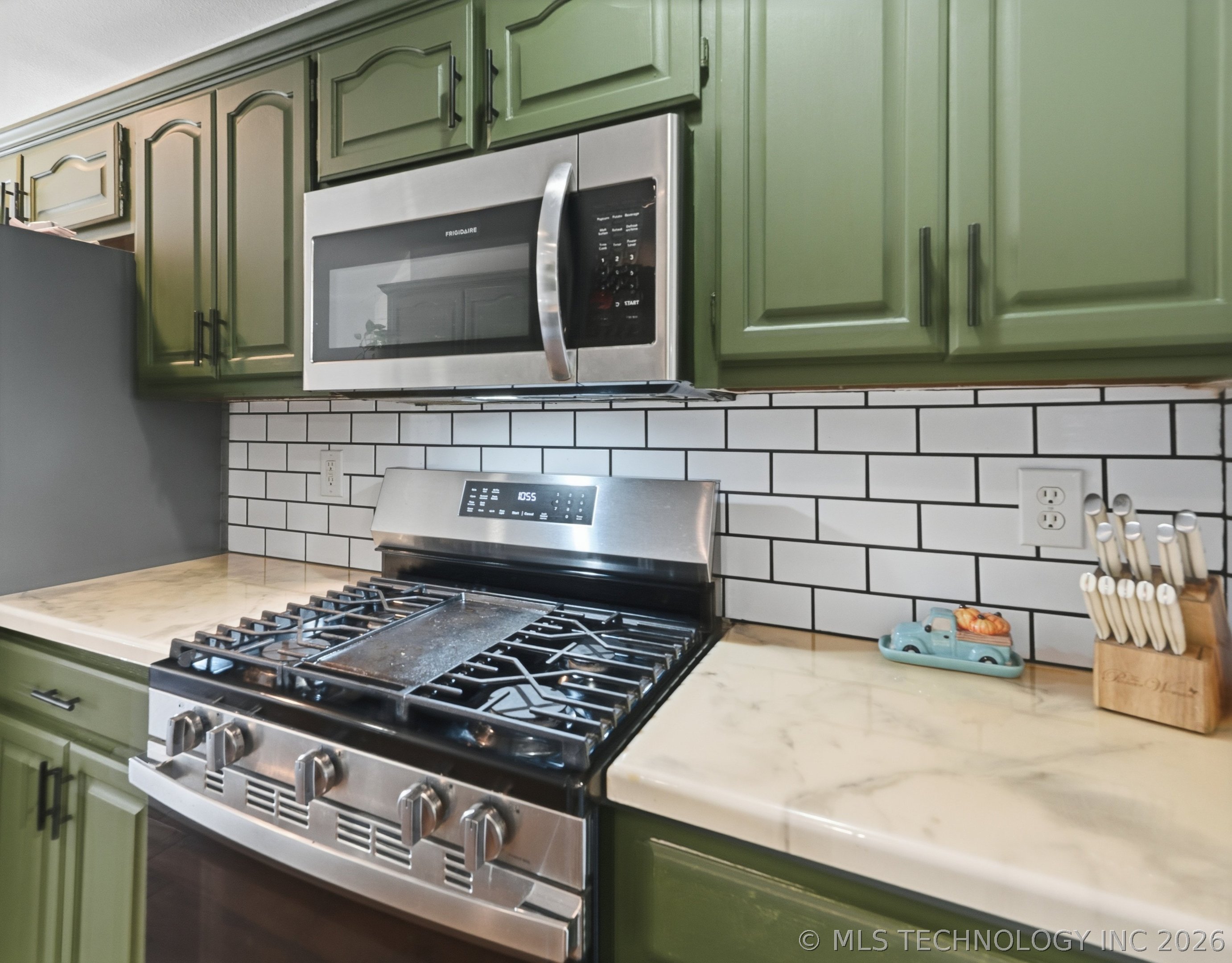 8140 E Silverado Road Property Photo 10
