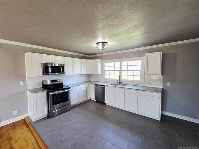 19271 S 4079 Road Property Photo 3