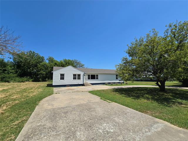 19271 S 4079 Road Property Photo 21