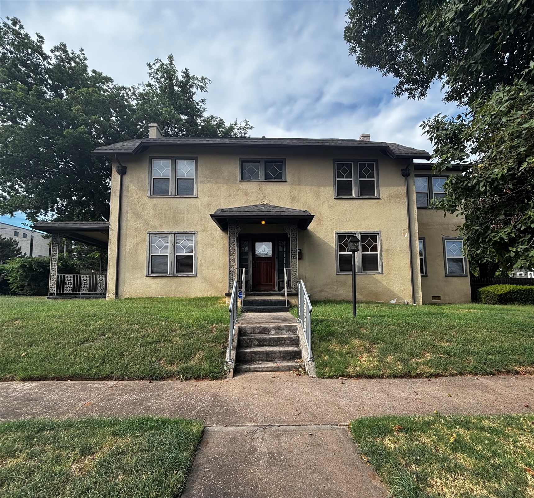 1303 E 17th Place