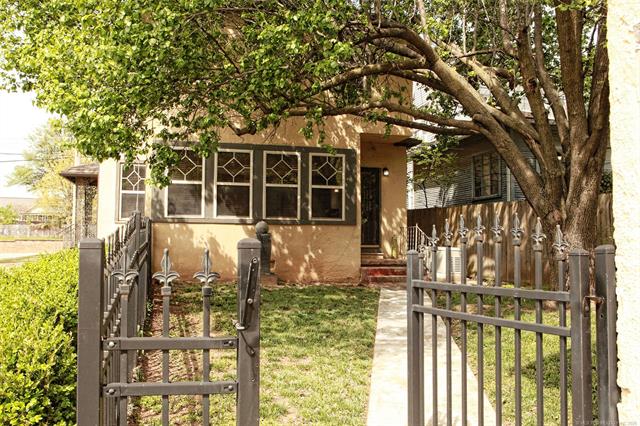1303 E 17th Place Property Photo 36
