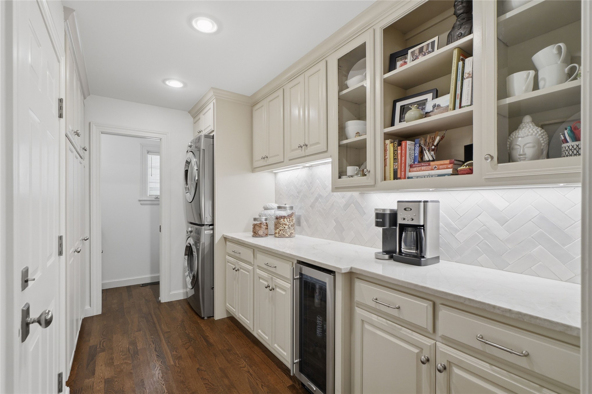 3027 S Rockford Road Property Photo 14