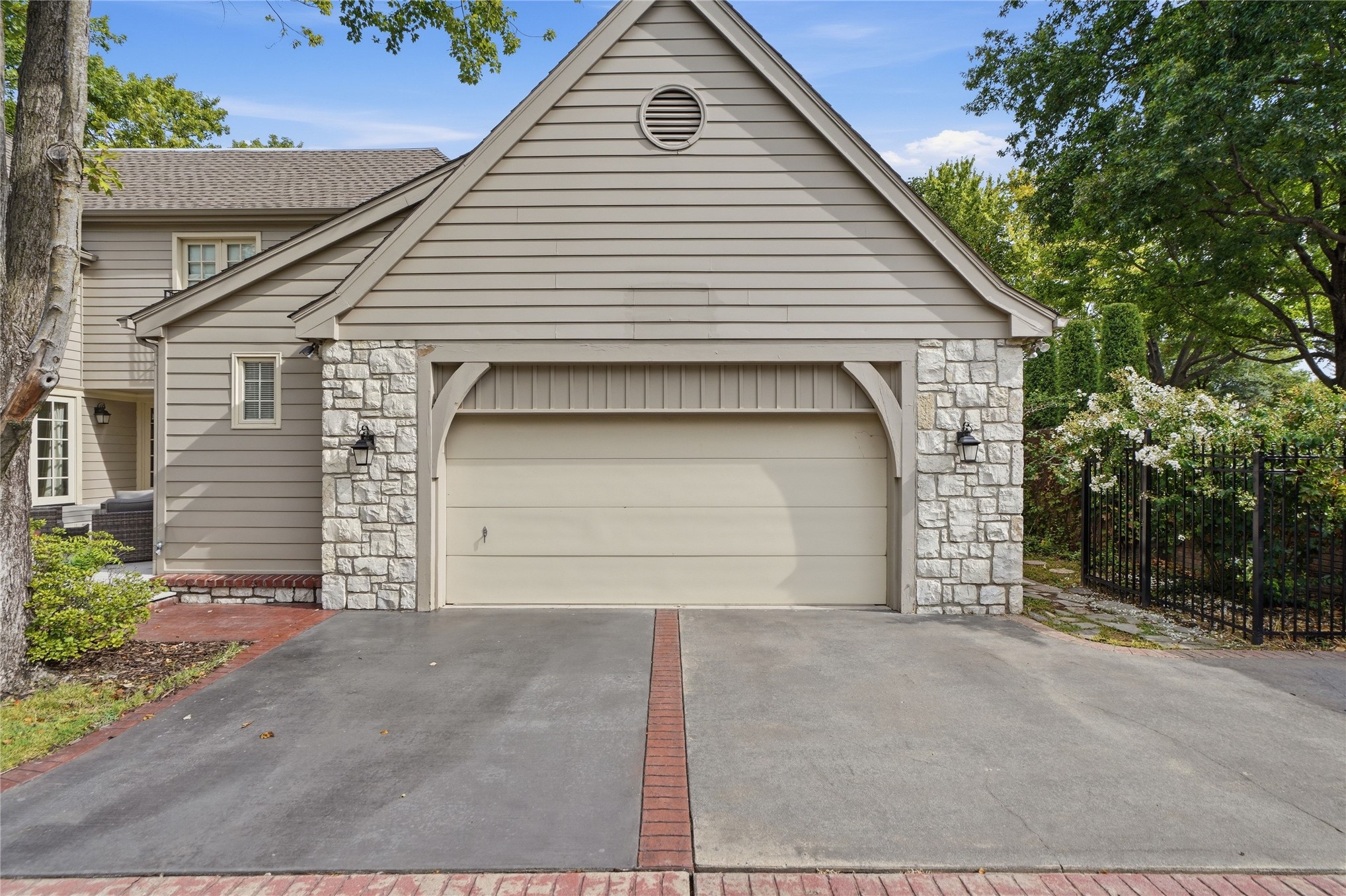 3027 S Rockford Road Property Photo 41