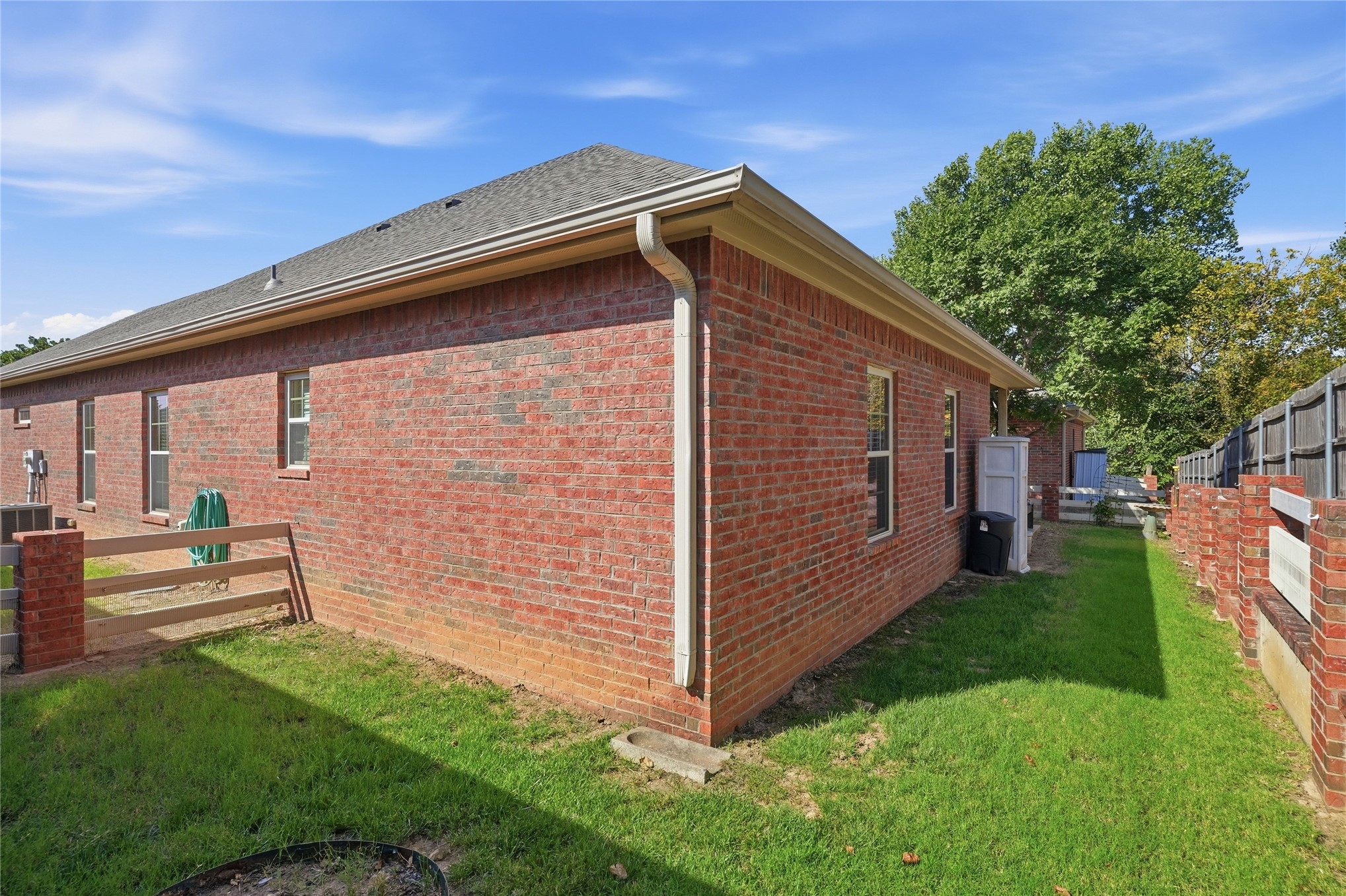 723 Woodland Avenue Property Photo 34