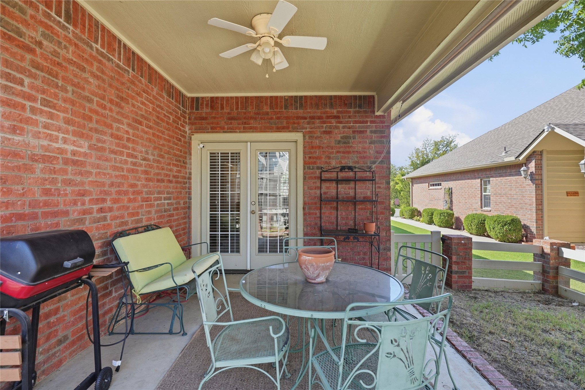 723 Woodland Avenue Property Photo 35
