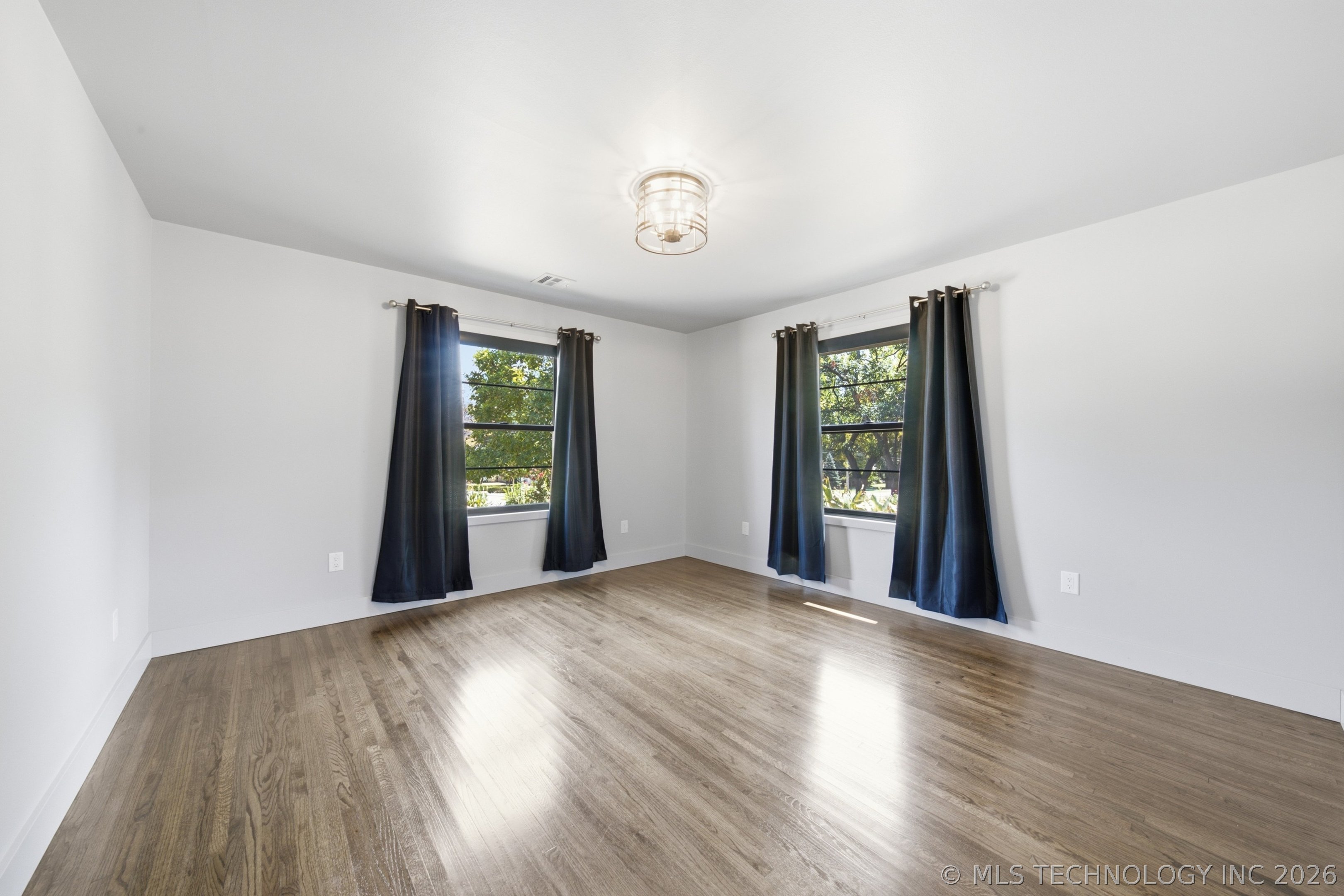 4650 S Columbia Place Property Photo 44