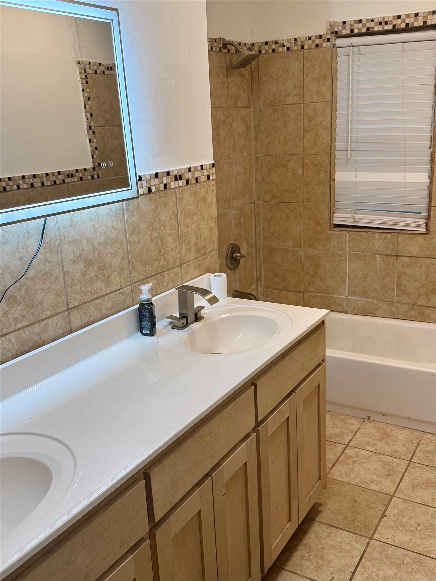 6016 N Owasso Avenue Property Photo 8