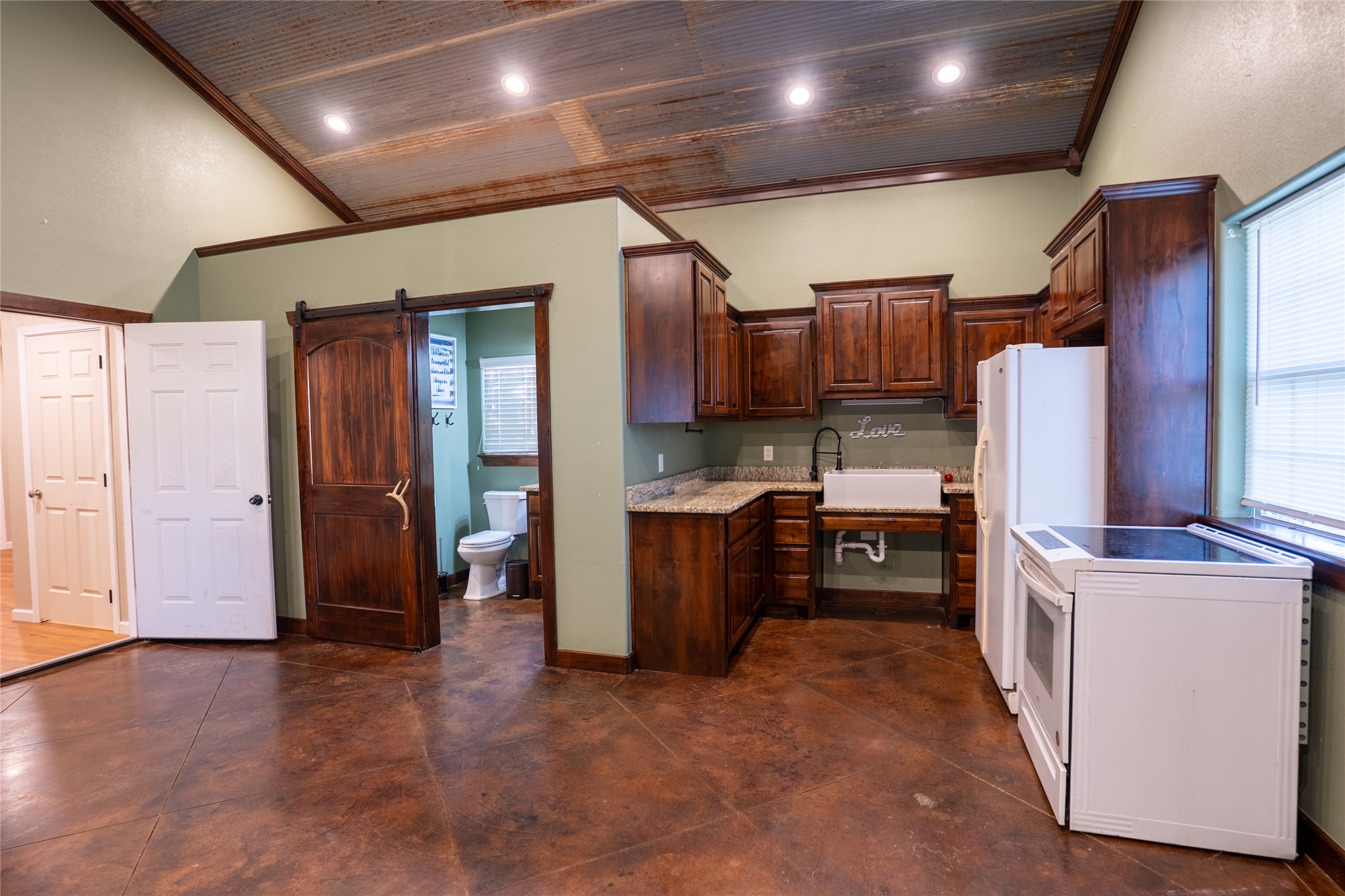 4763 Rock School Road S Property Photo 17