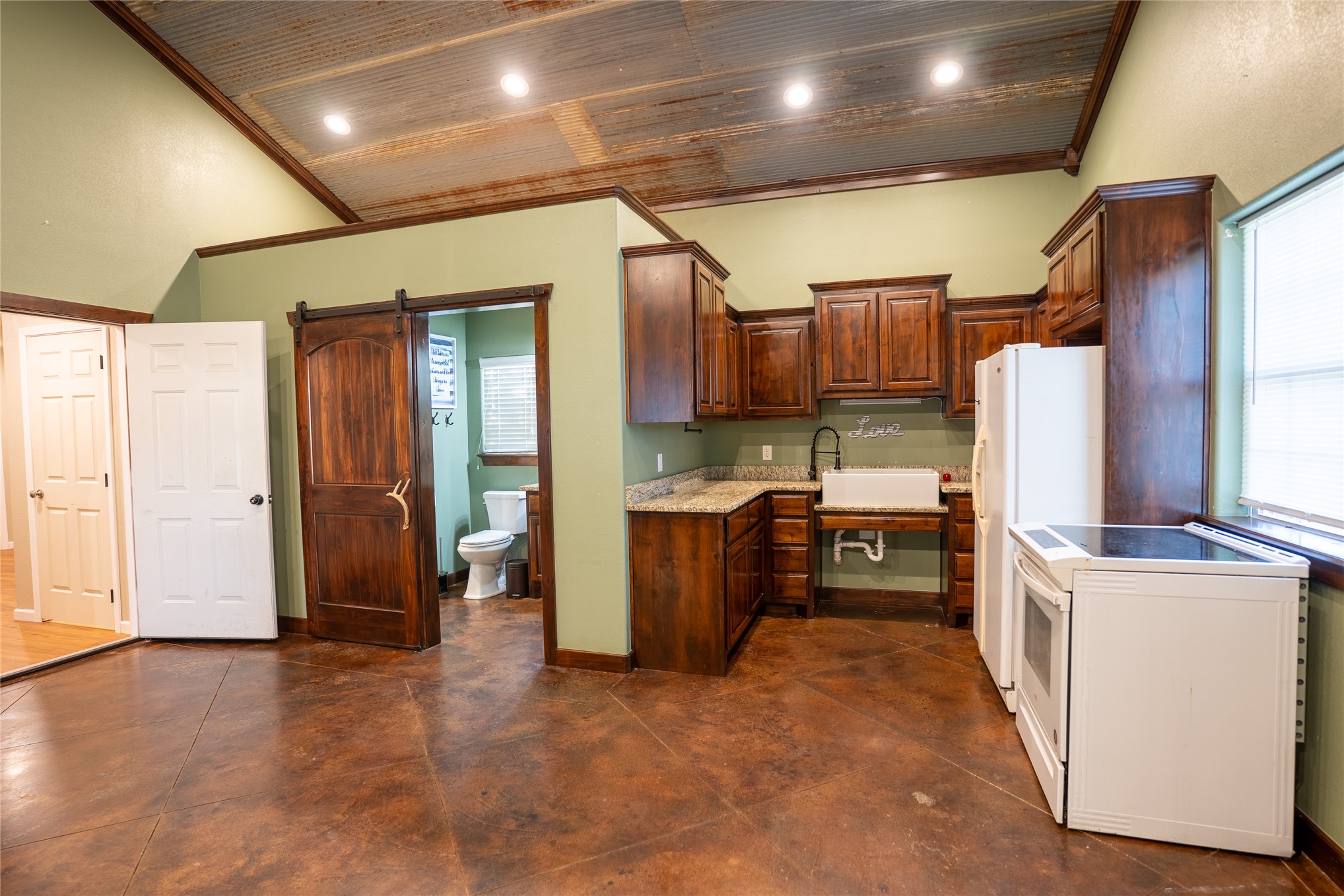 4763 Rock School Road S Property Photo 18