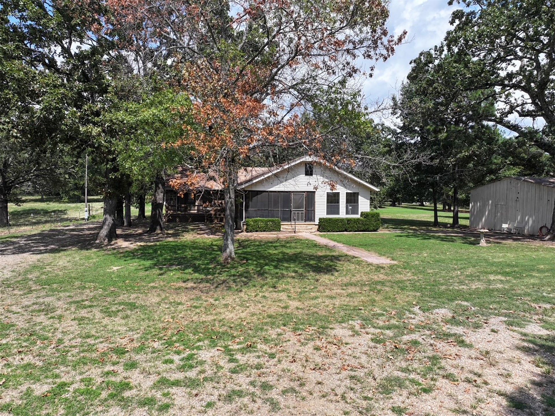 104001 S 4480 Road Property Photo 1