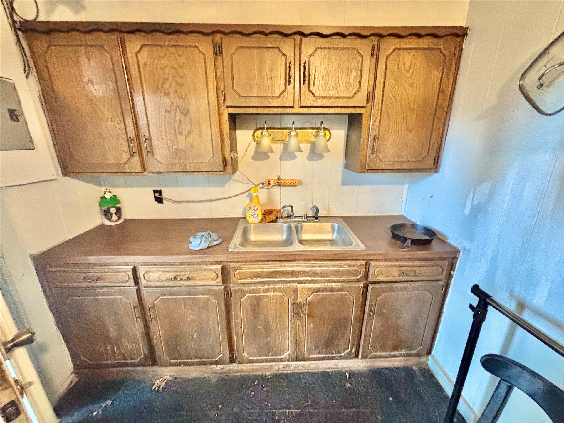 201 Ne F Property Photo 31