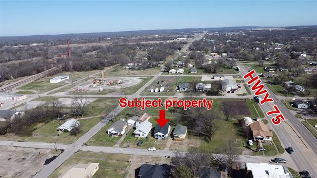 907 E 3rd Street Property Photo 40