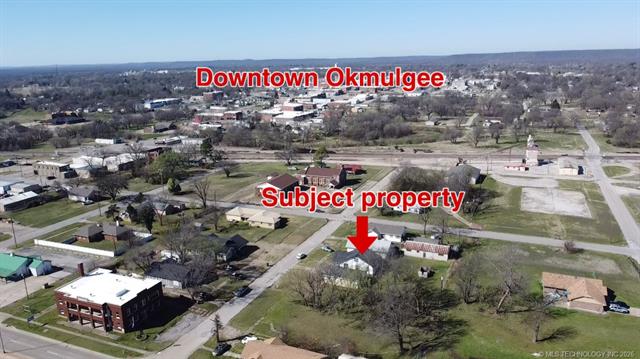 907 E 3rd Street Property Photo 41