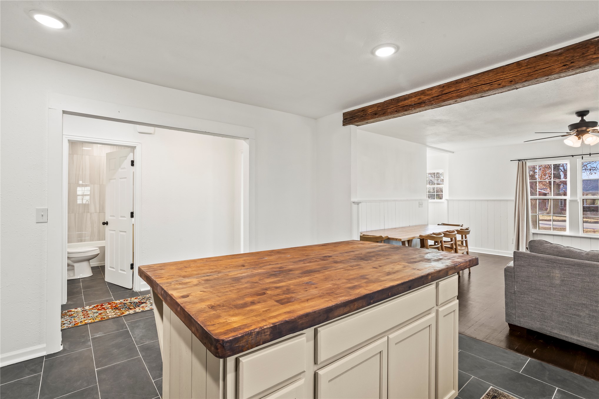 117 S Vann Street Property Photo 18