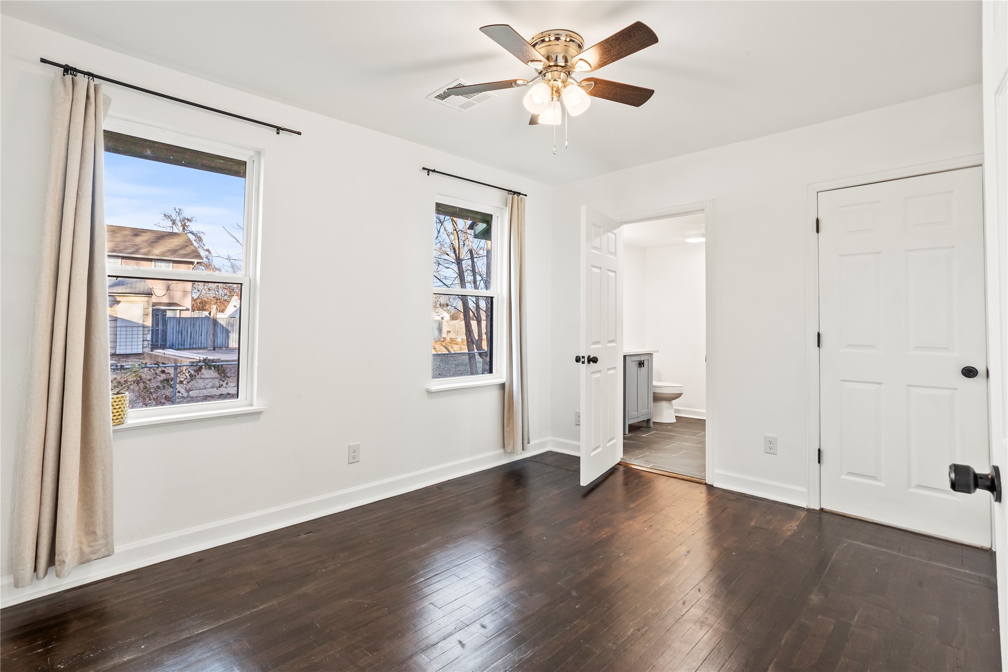 117 S Vann Street Property Photo 22