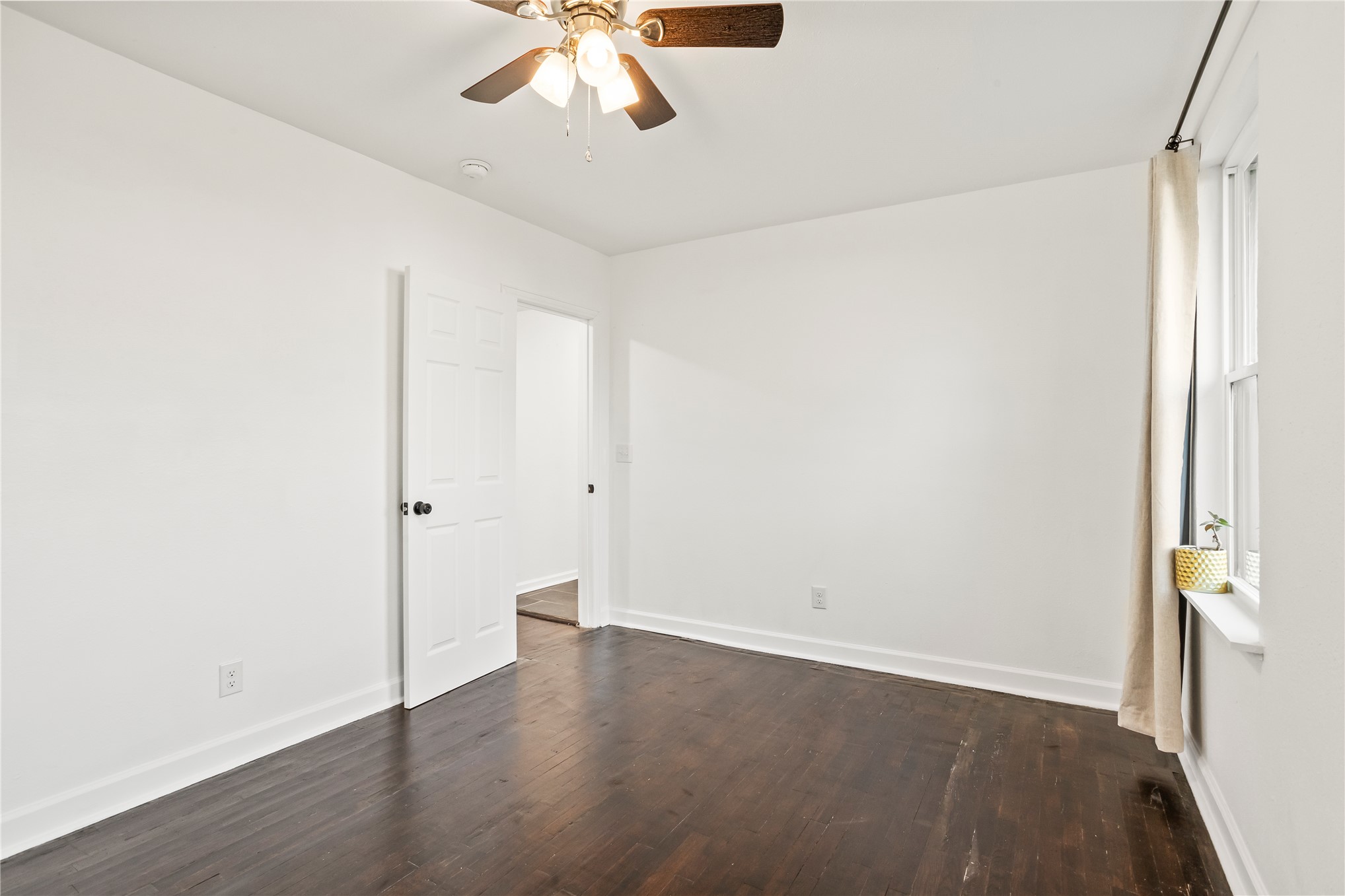 117 S Vann Street Property Photo 24