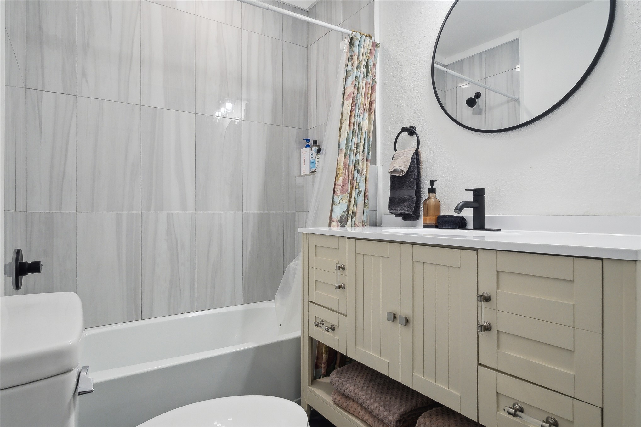 117 S Vann Street Property Photo 74