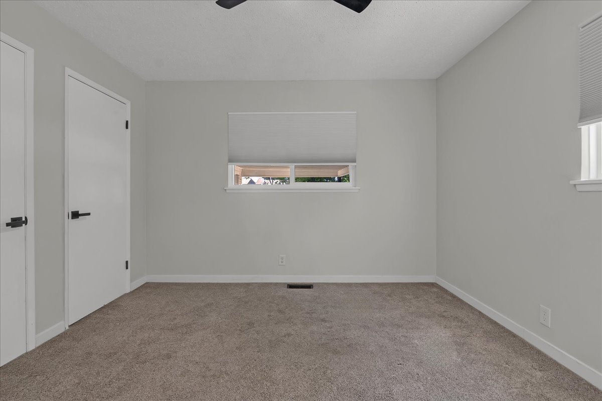 2187 S 76th East Avenue Property Photo 19