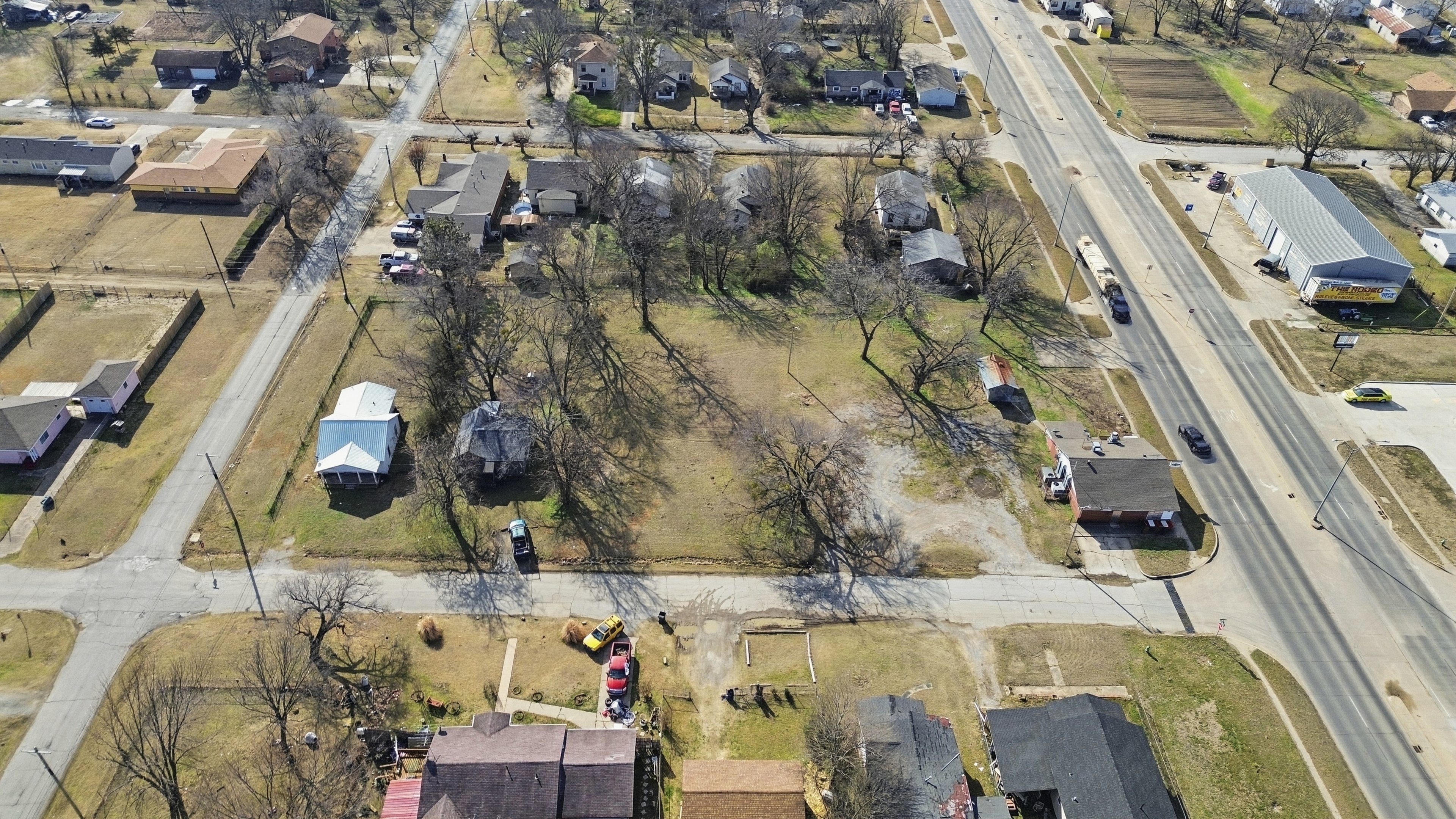 419 N Wood Drive Property Photo 10