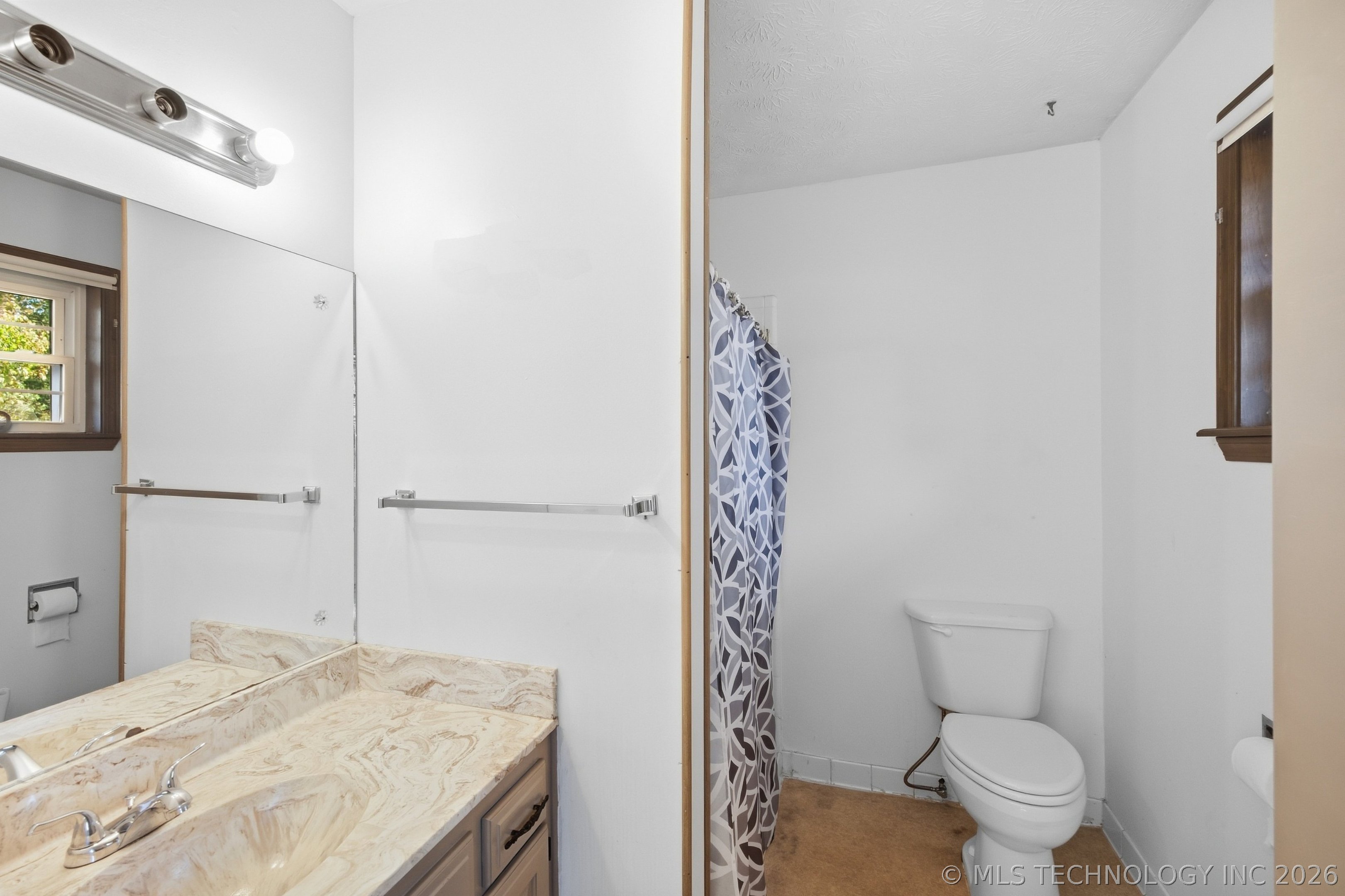 1509 Lahoma Property Photo 17