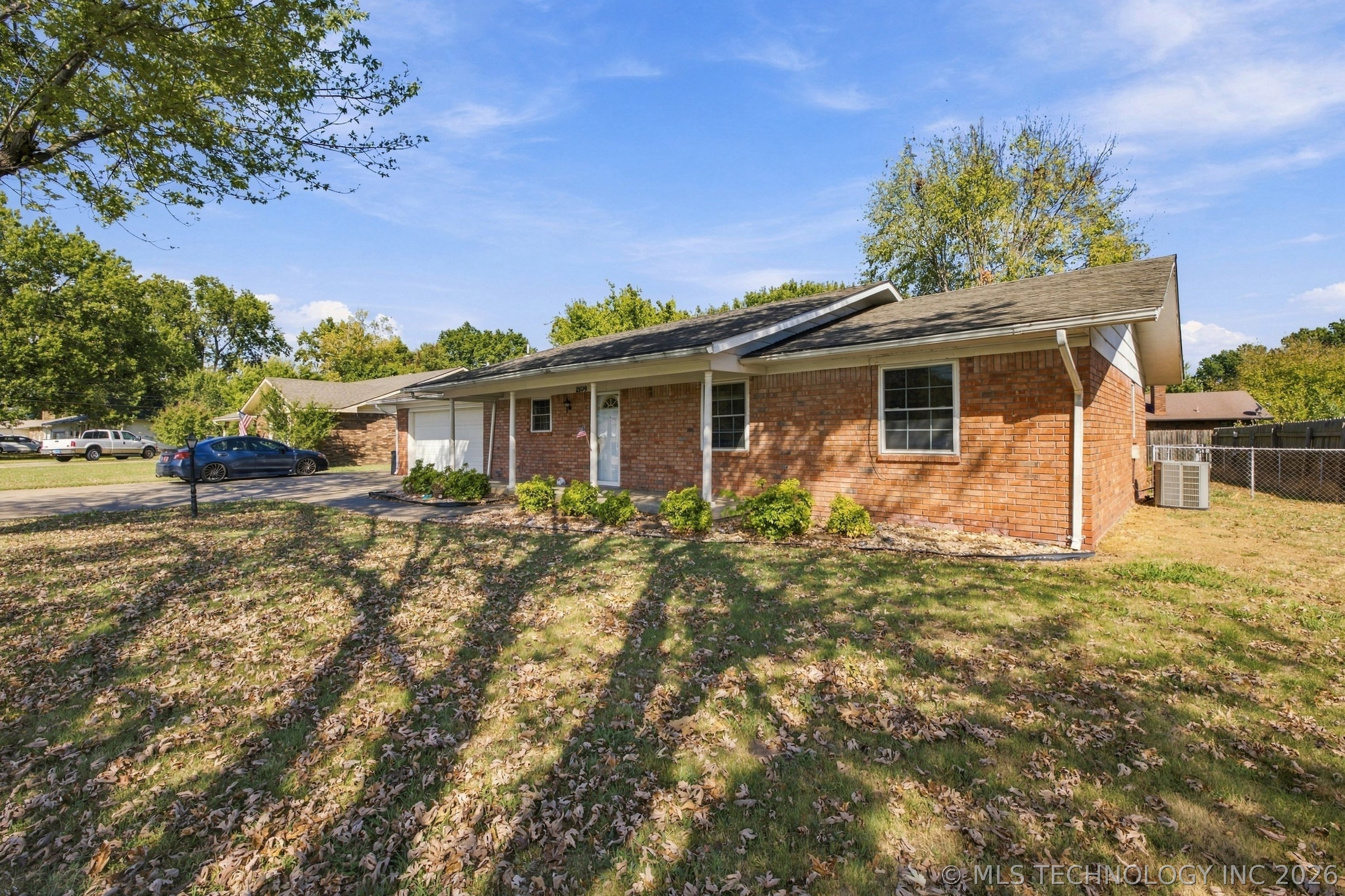 1509 Lahoma Property Photo 20