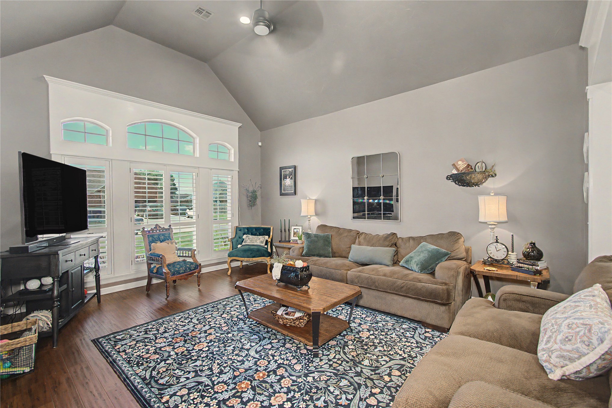 3908 Crestview Drive Property Photo 5