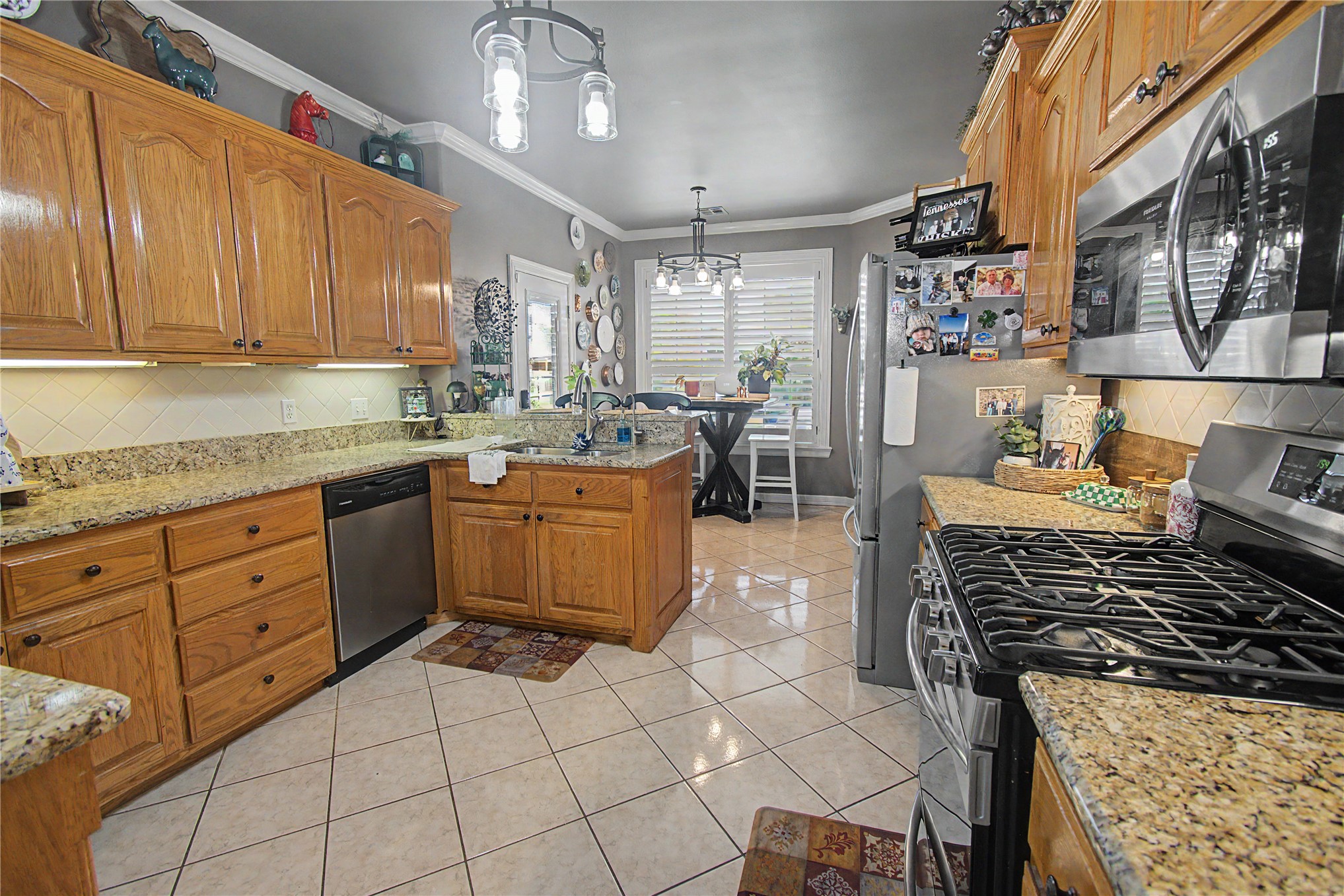 3908 Crestview Drive Property Photo 10