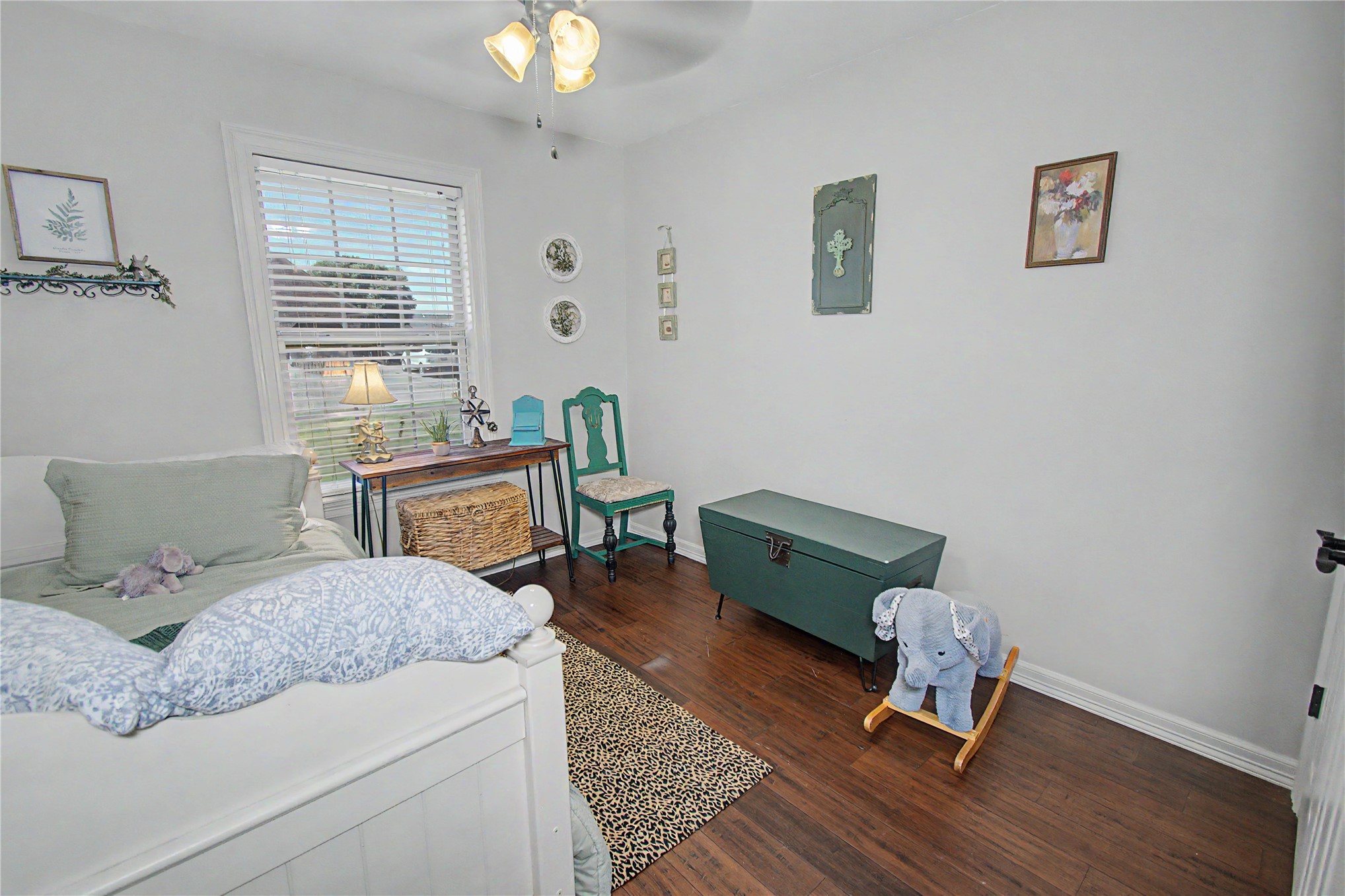3908 Crestview Drive Property Photo 23