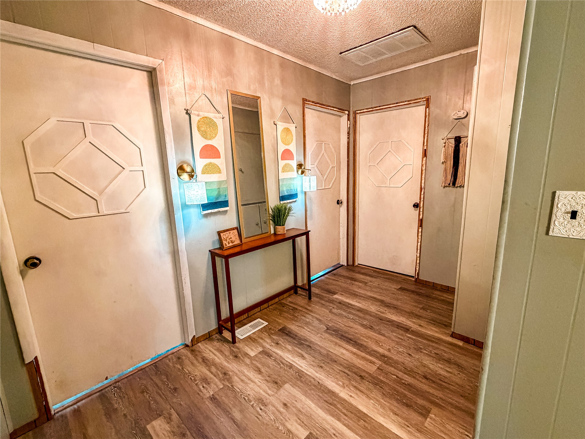 208 S Willey Street Property Photo 17