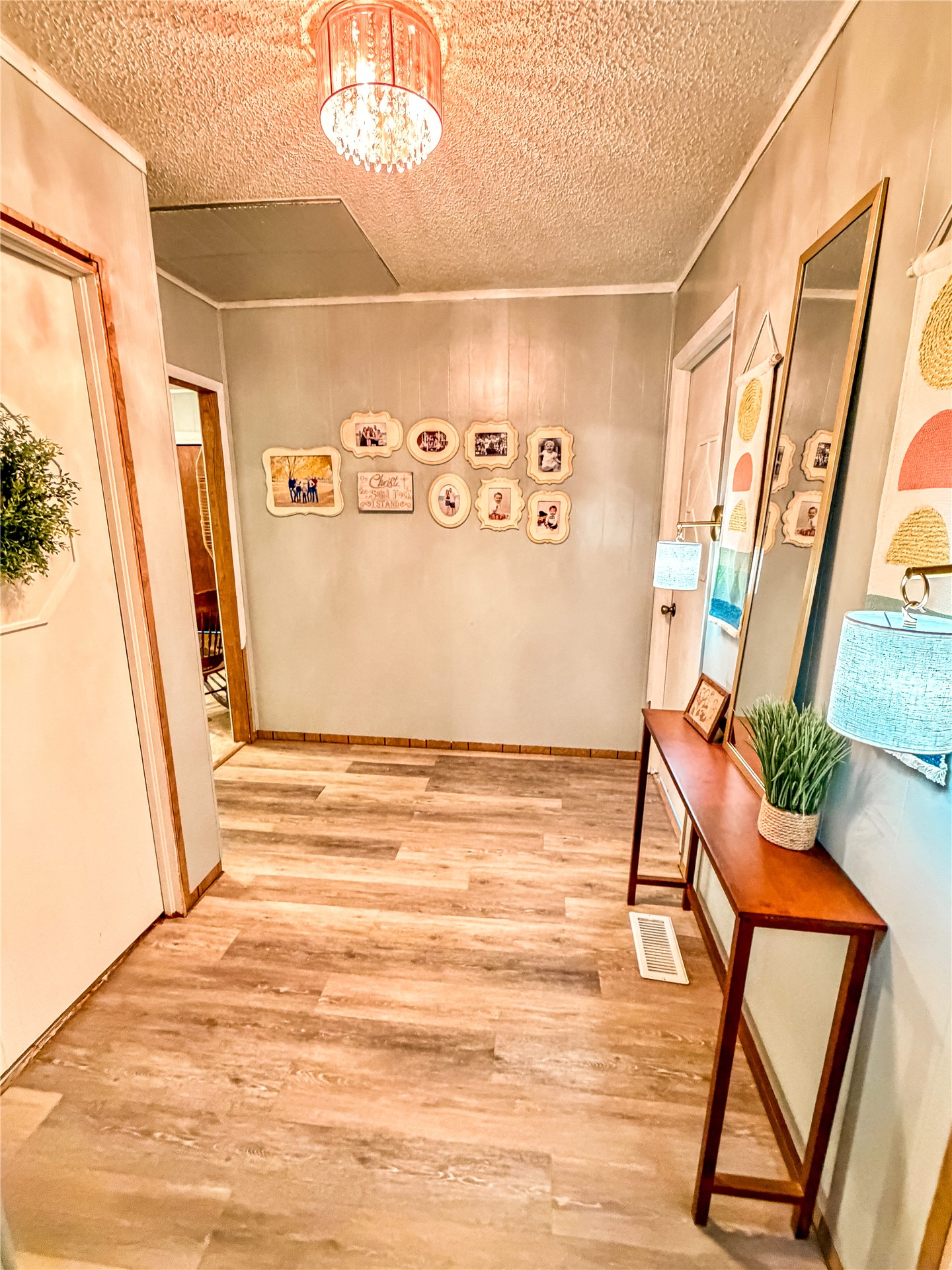 208 S Willey Street Property Photo 18