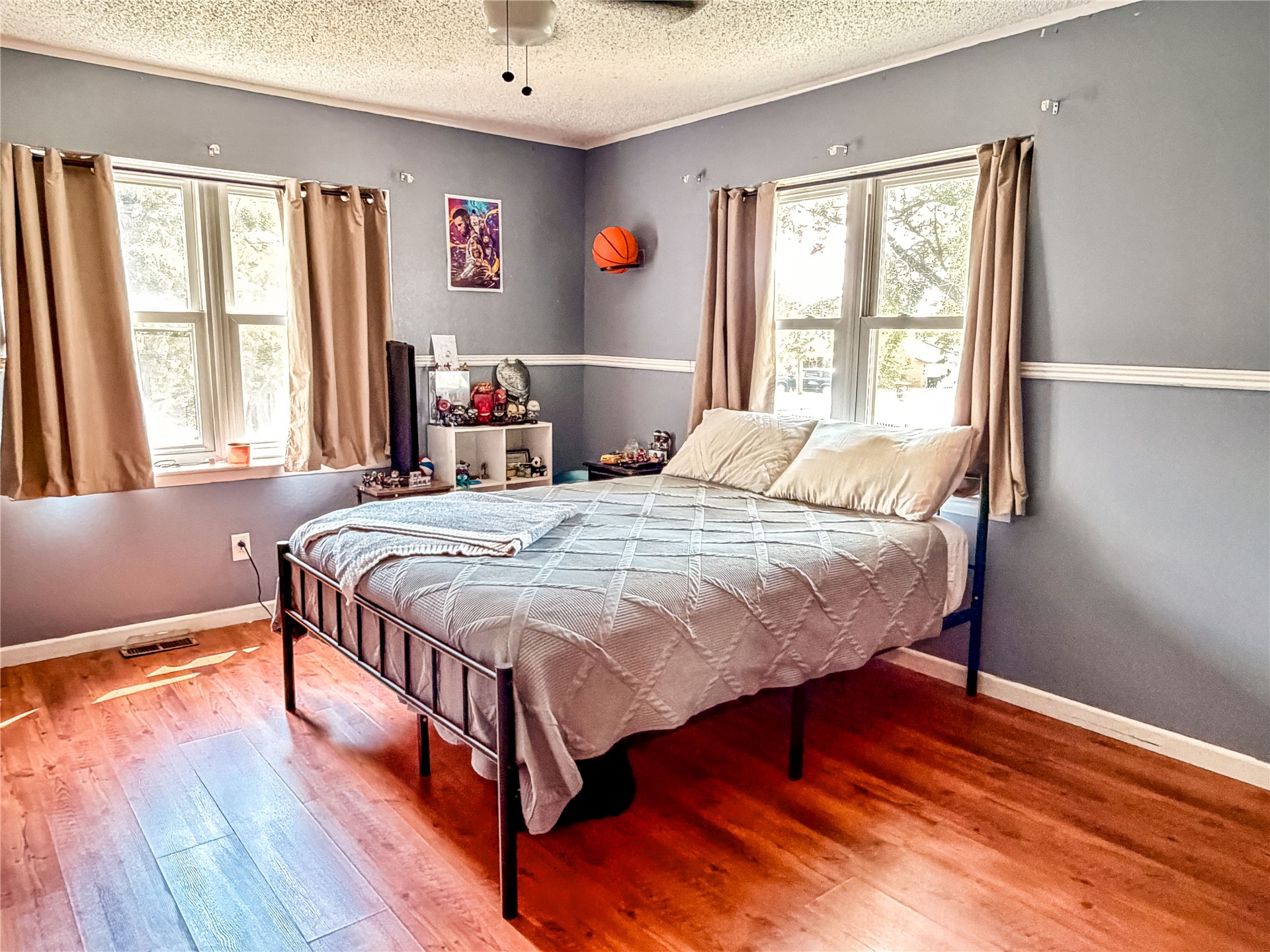 208 S Willey Street Property Photo 25