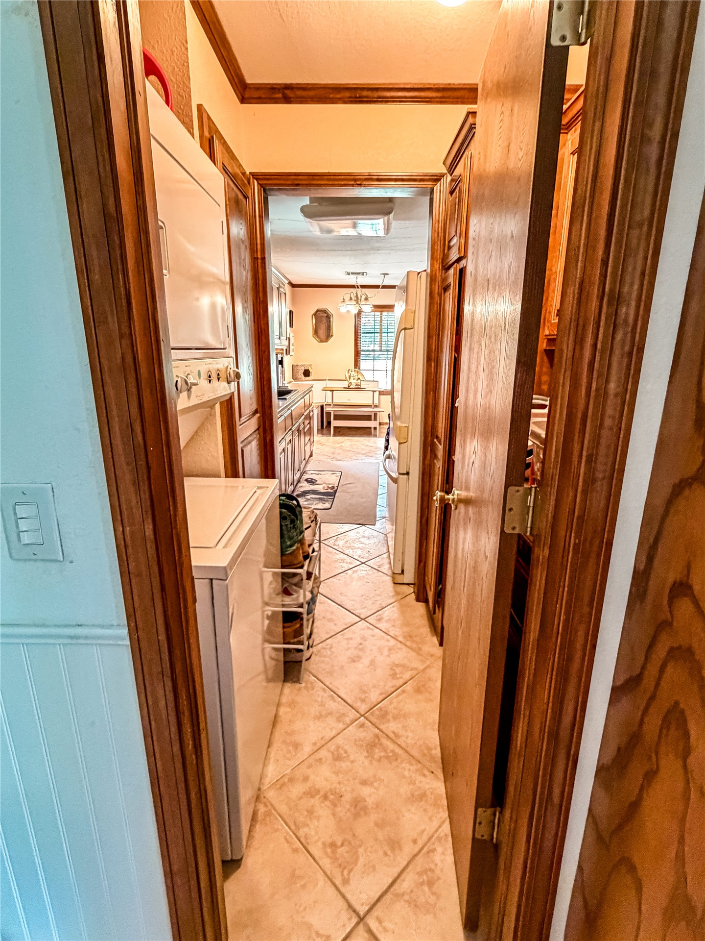 208 S Willey Street Property Photo 39