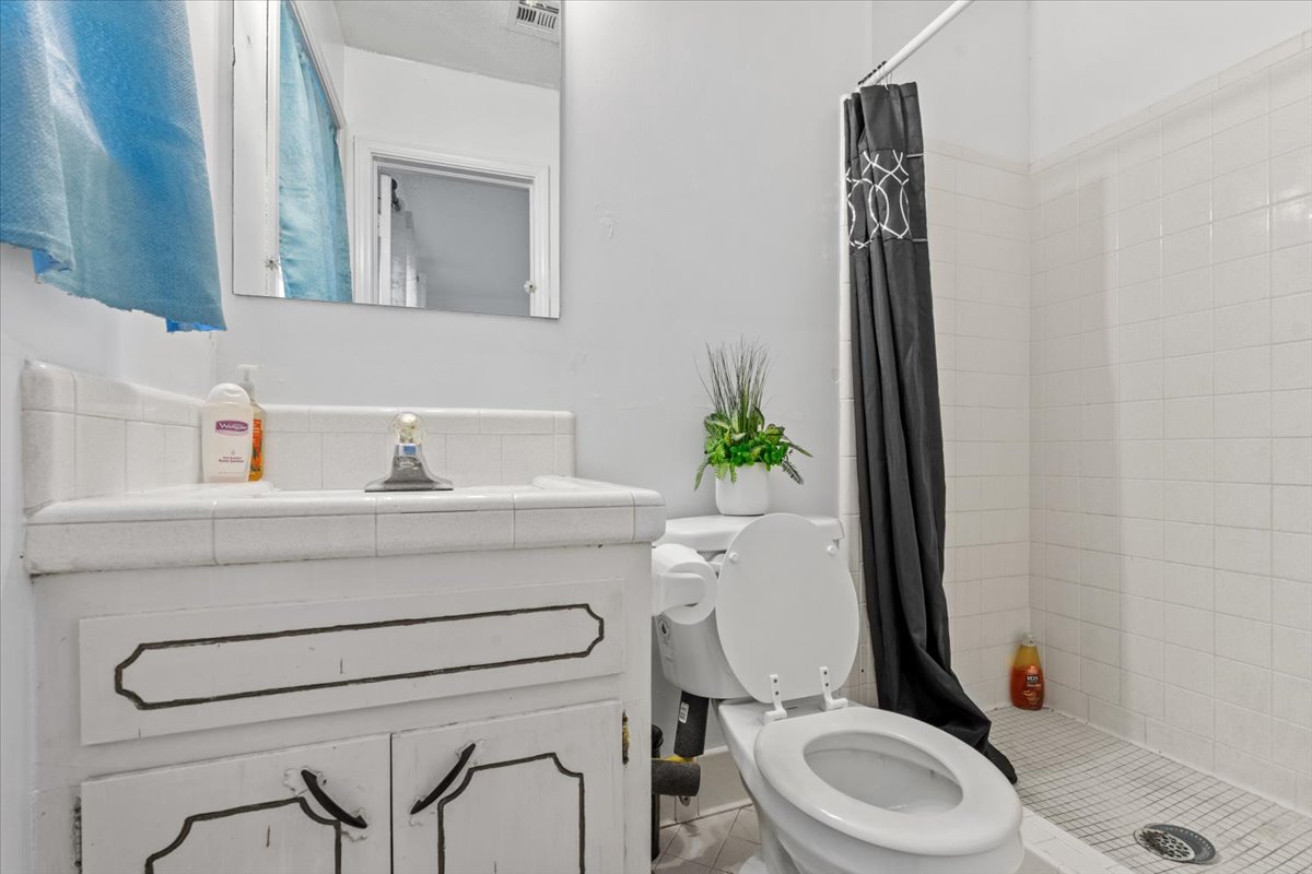 1543 S 122nd East Avenue Property Photo 15
