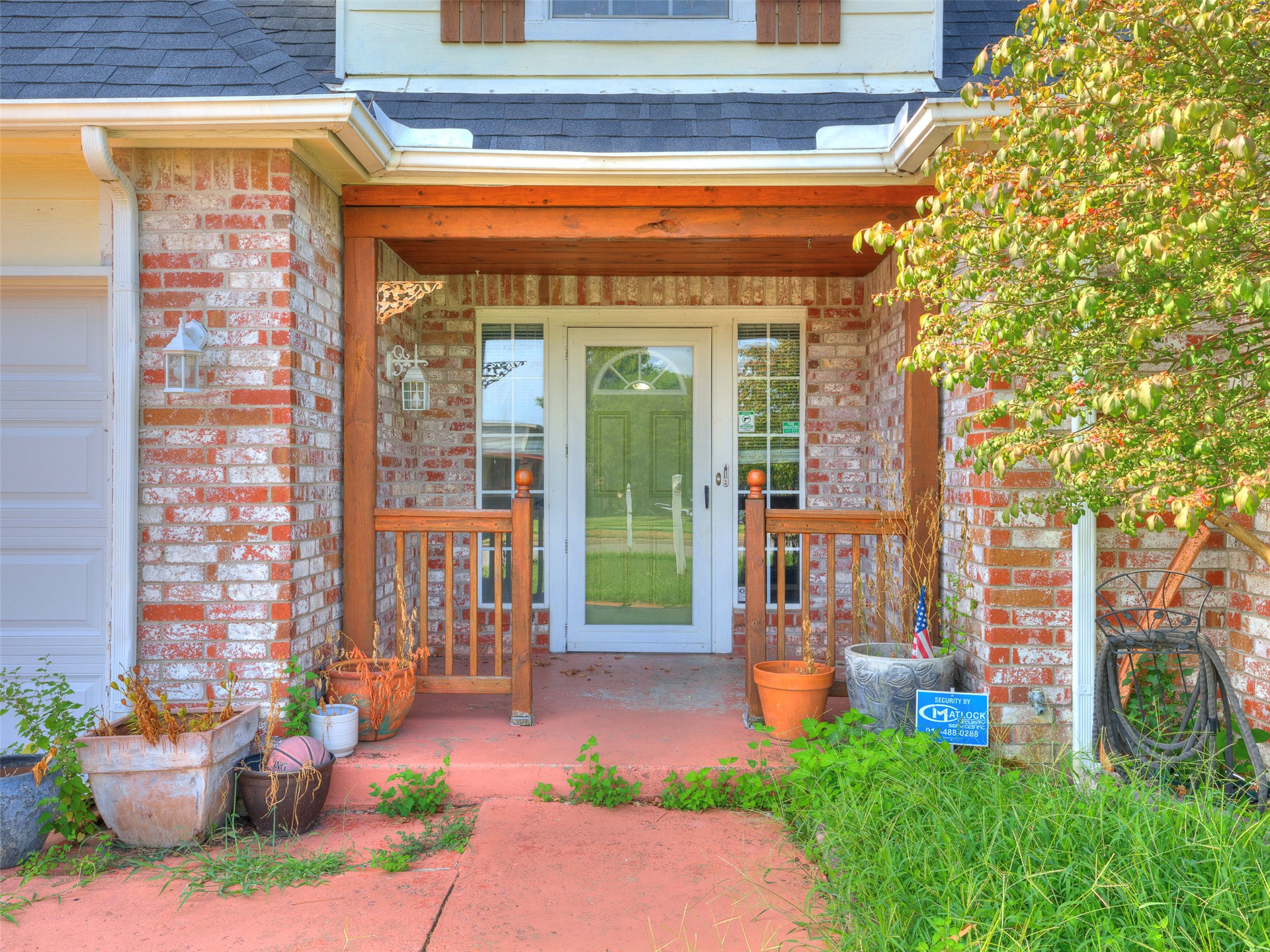 2411 W Kent Street Property Photo 7