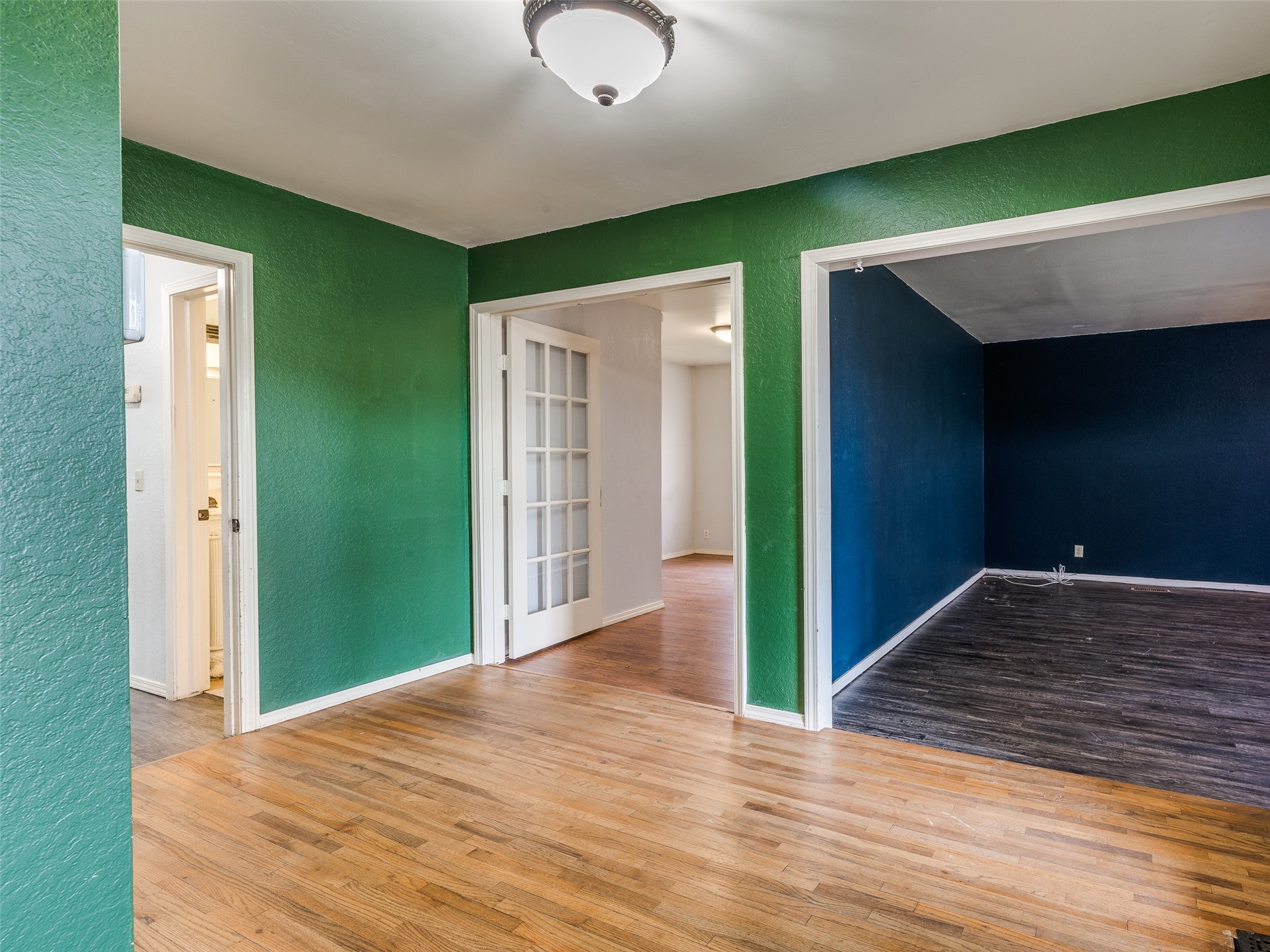 2411 W Kent Street Property Photo 12