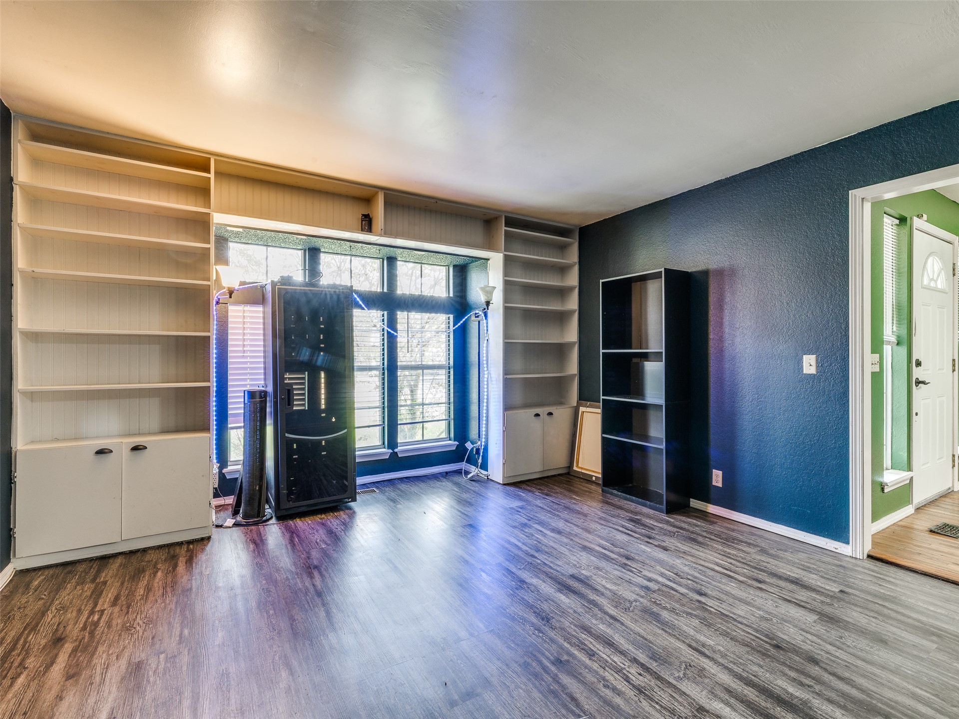 2411 W Kent Street Property Photo 14