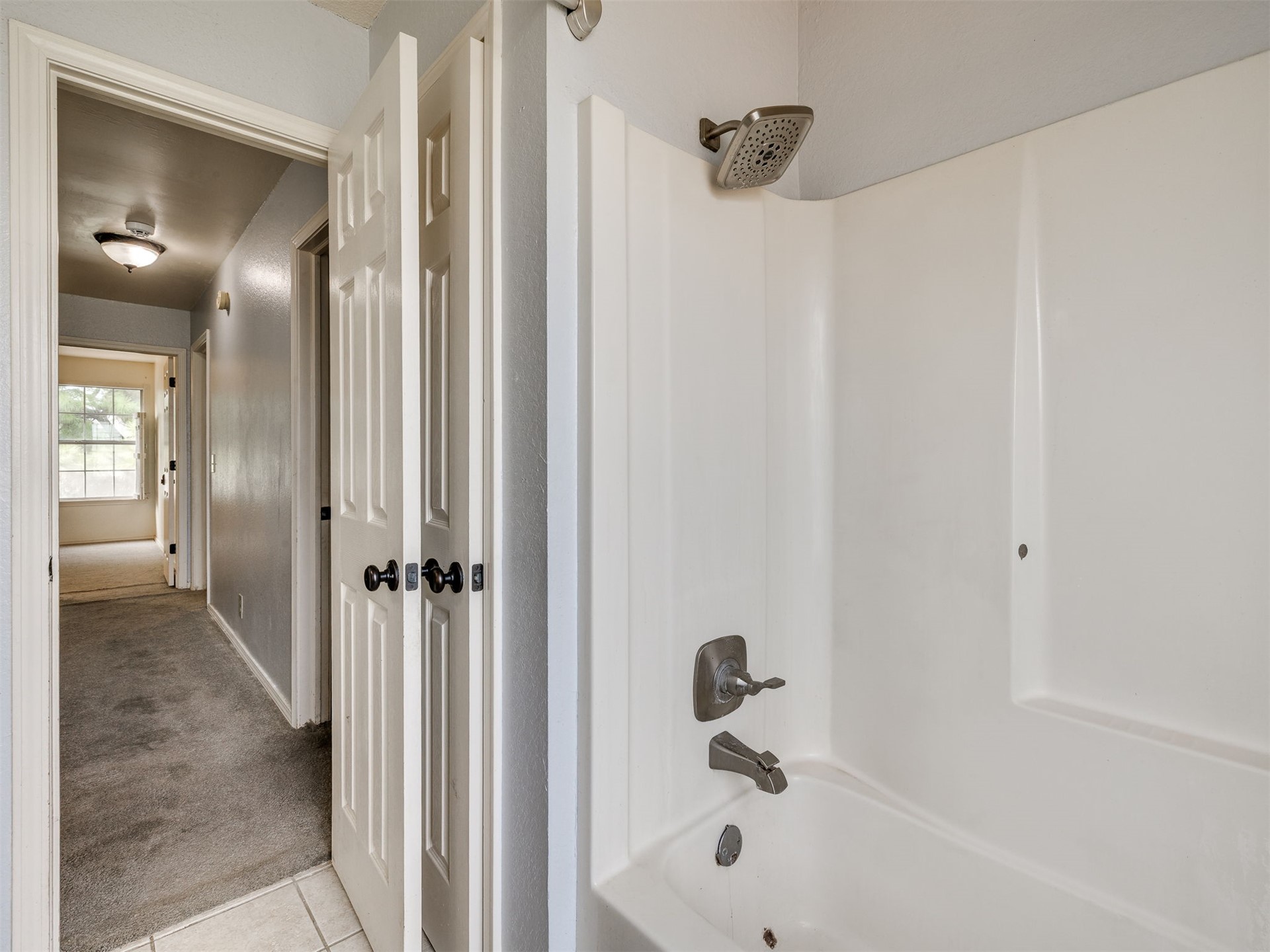 2411 W Kent Street Property Photo 49