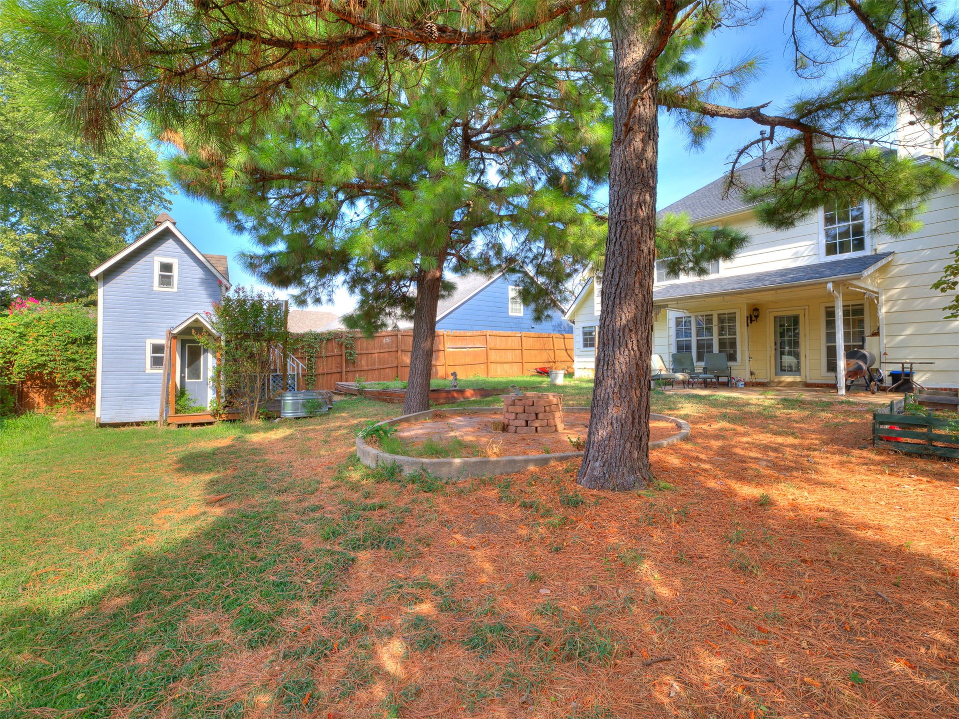 2411 W Kent Street Property Photo 60