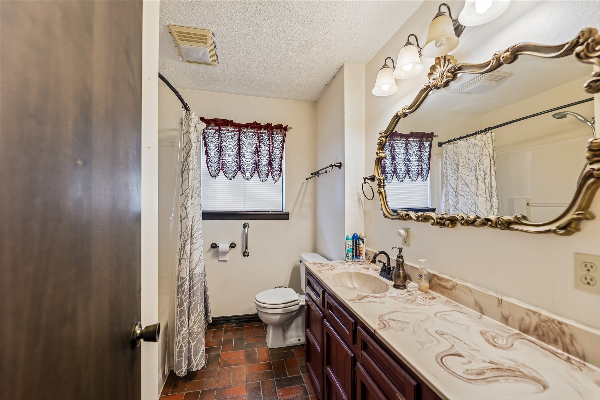 20220 E 700 Road Property Photo 17