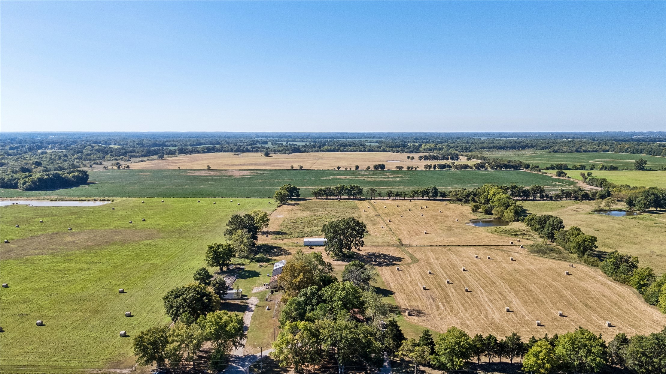20220 E 700 Road Property Photo 35
