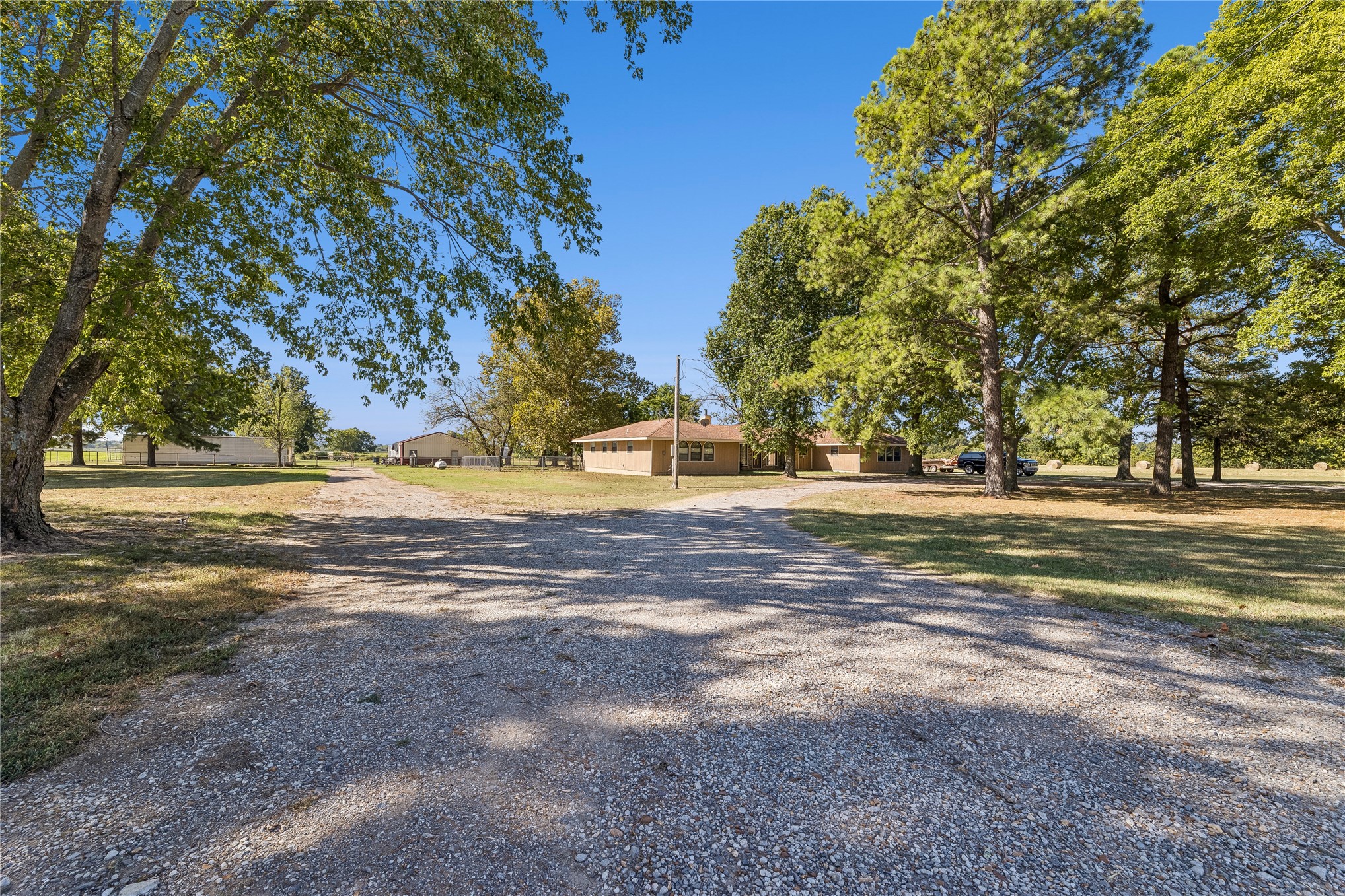 20220 E 700 Road Property Photo 42