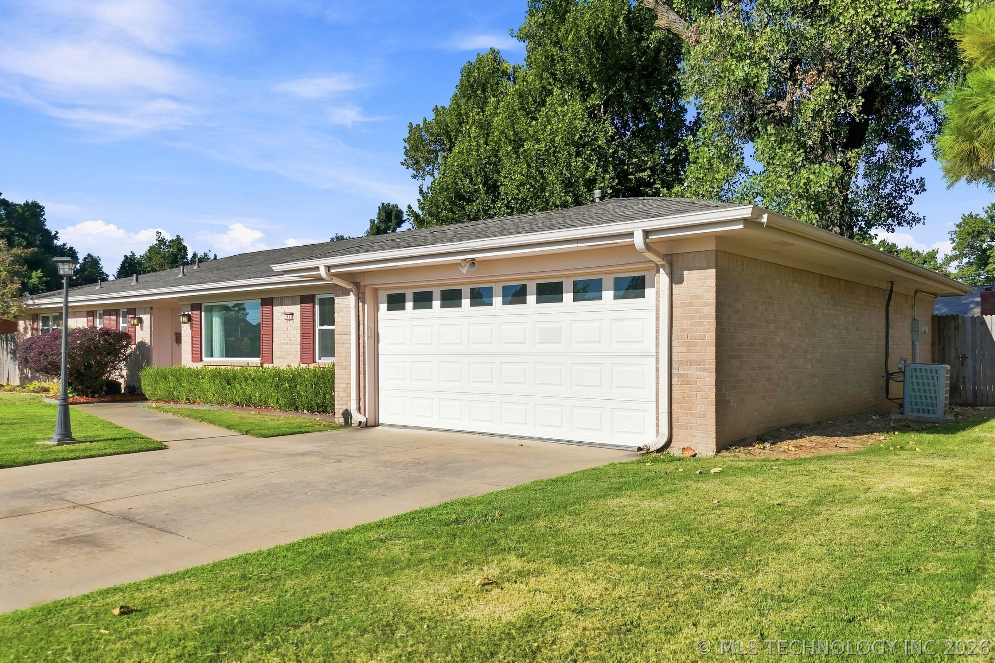 3642 S Hudson Avenue Property Photo 6