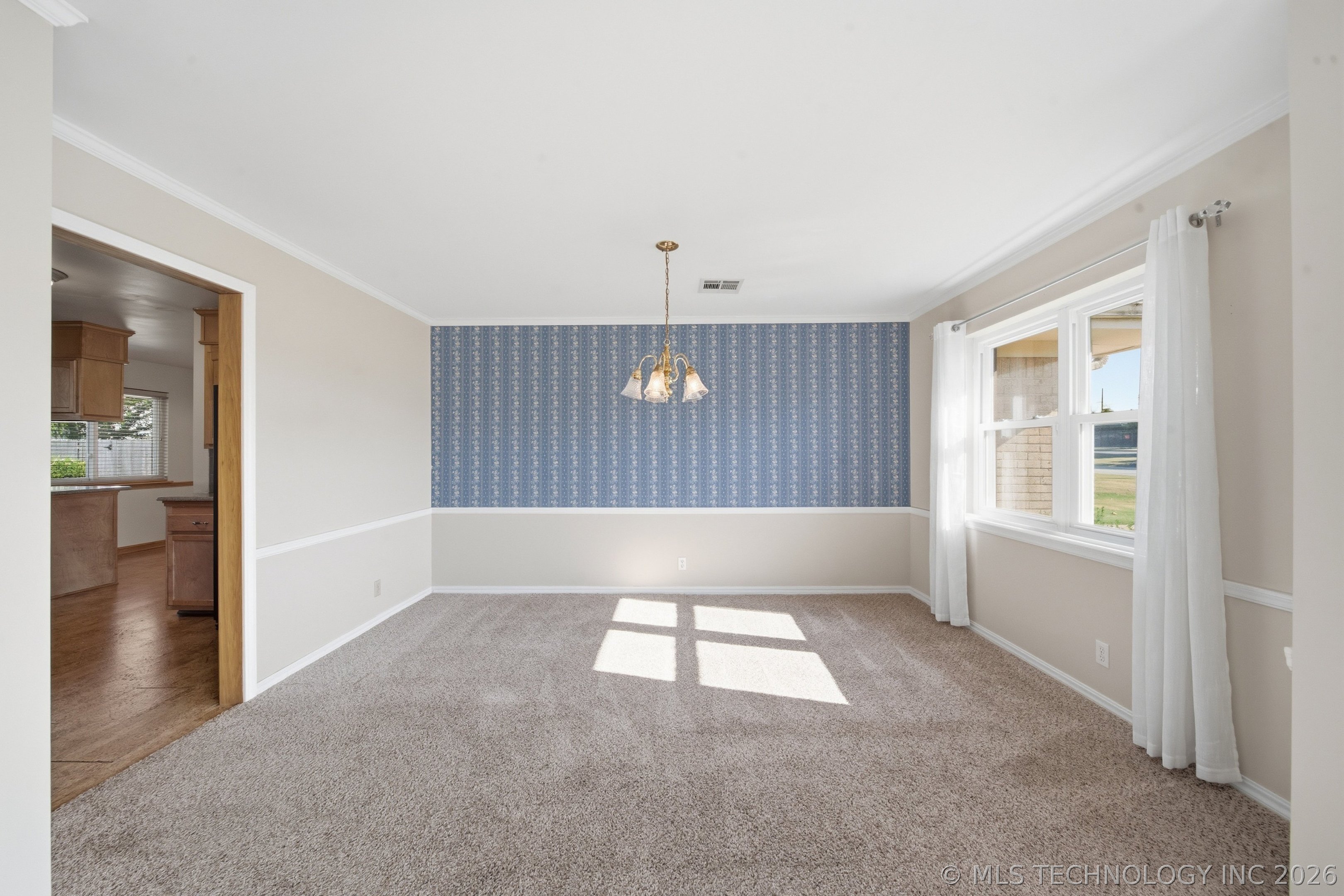 3642 S Hudson Avenue Property Photo 11