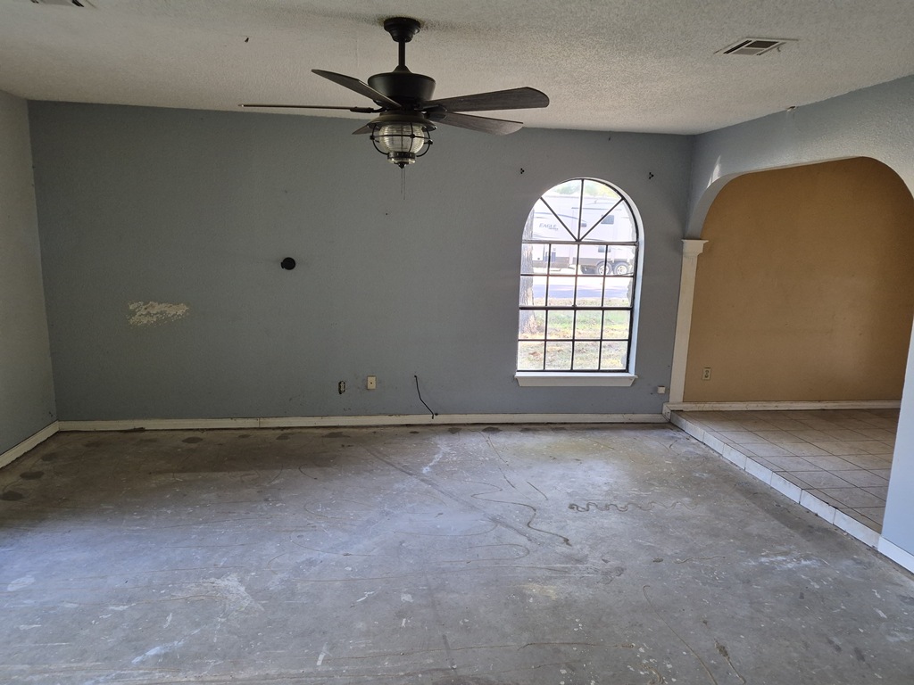 300 7th Avenue Property Photo 3